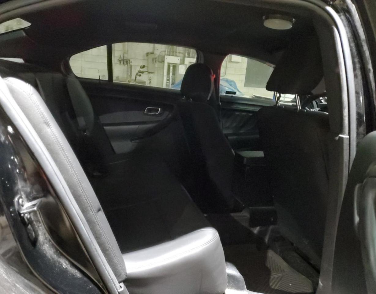 2013 Ford Taurus - Image 10