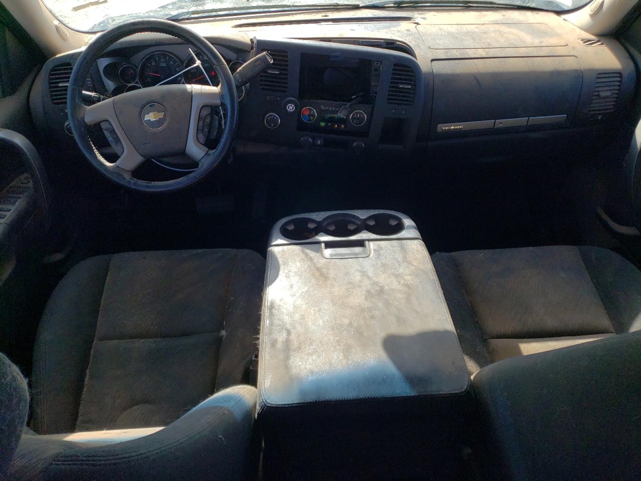 2012 Chevrolet Silverado - Image 8