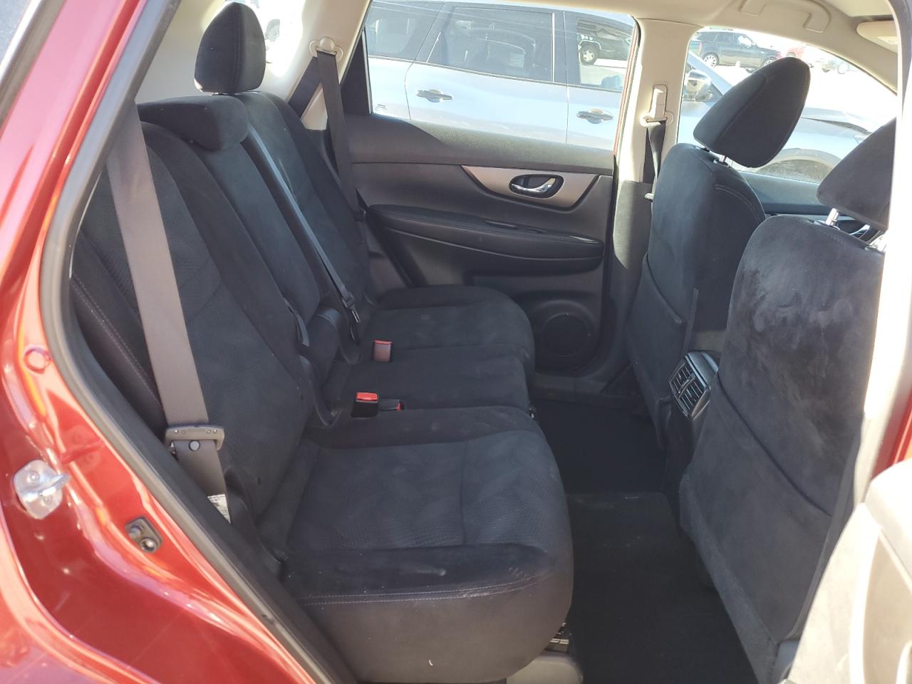 2014 Nissan Rogue - Image 11