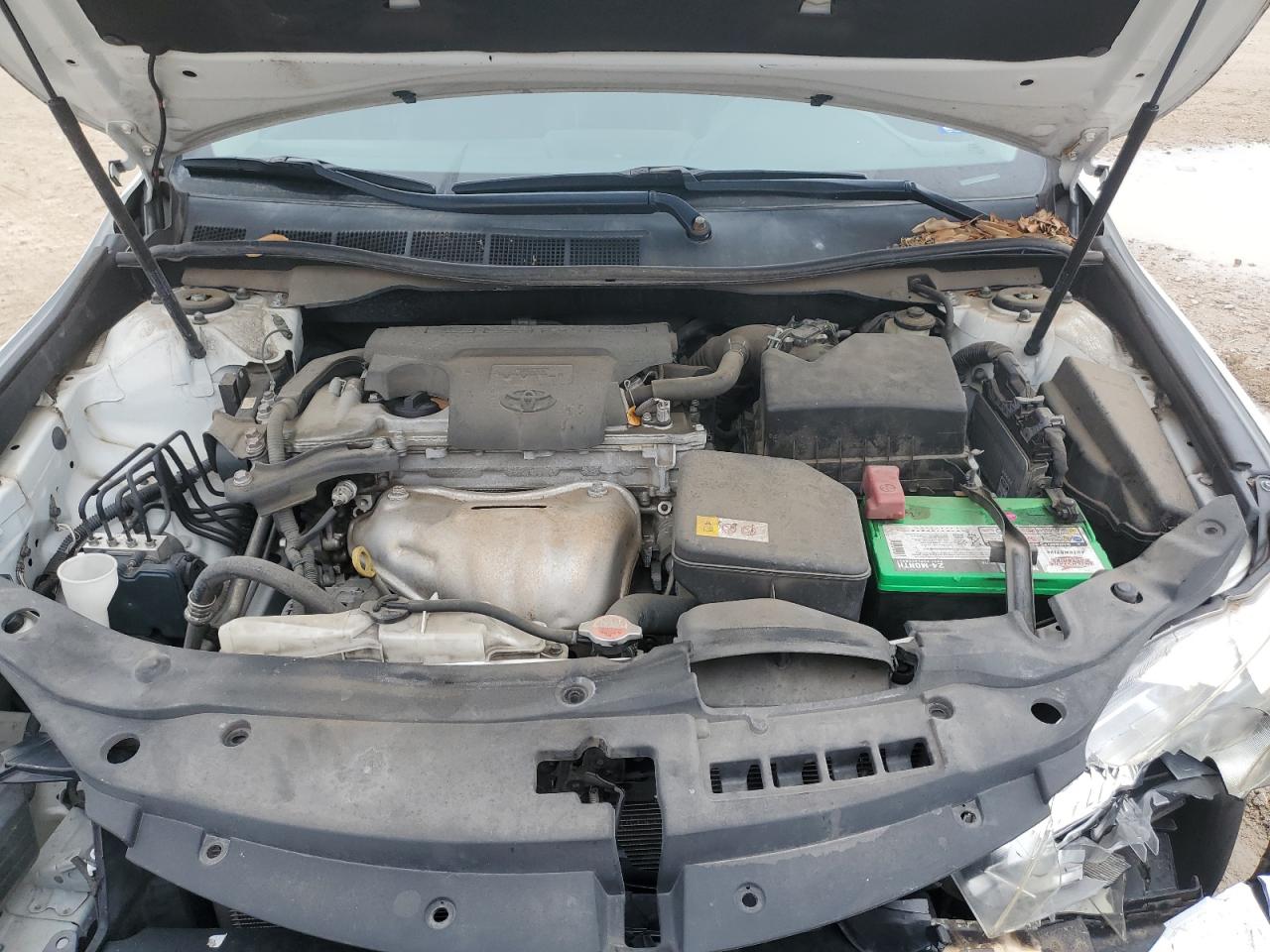 2016 Toyota Camry - Image 11