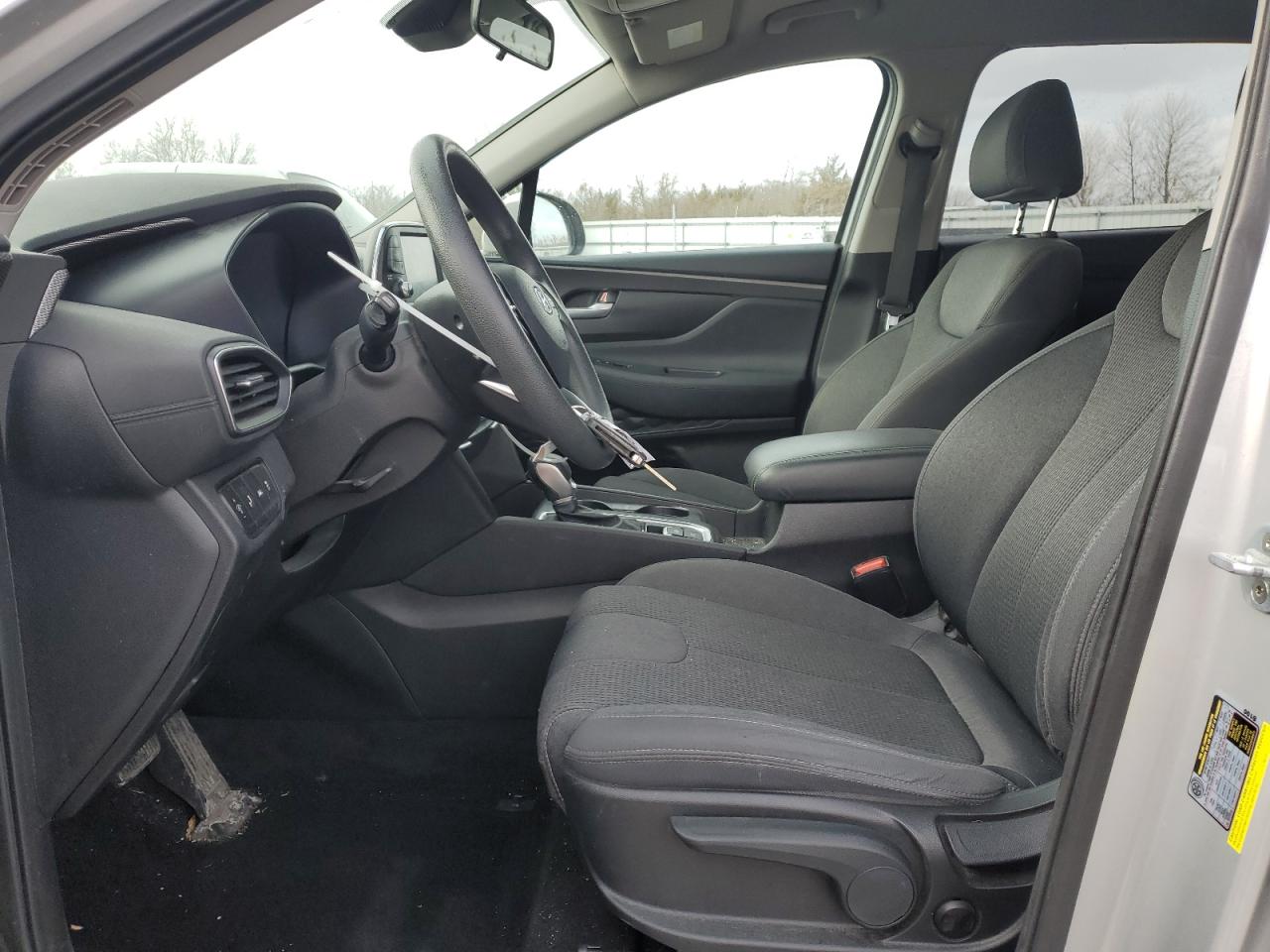 2019 Hyundai Santa Fe - Image 7