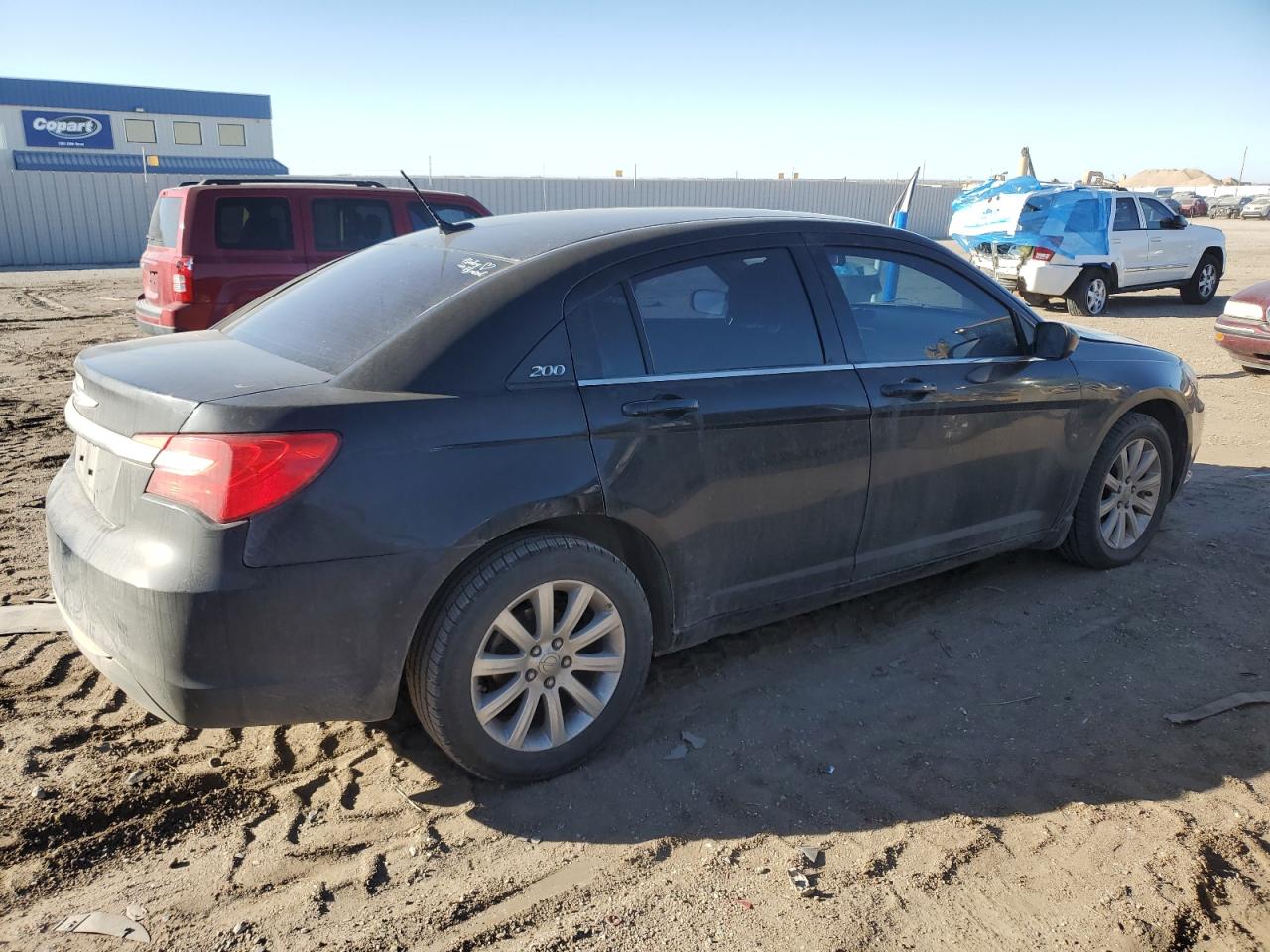 2011 Chrysler 200 - Image 3