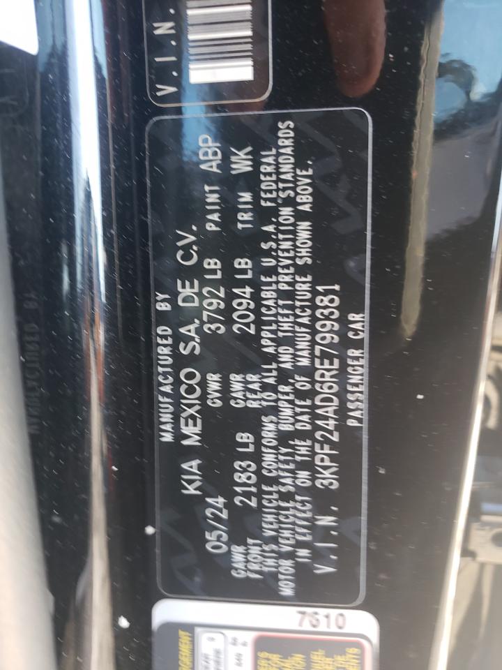 2024 Kia Forte - Image 15