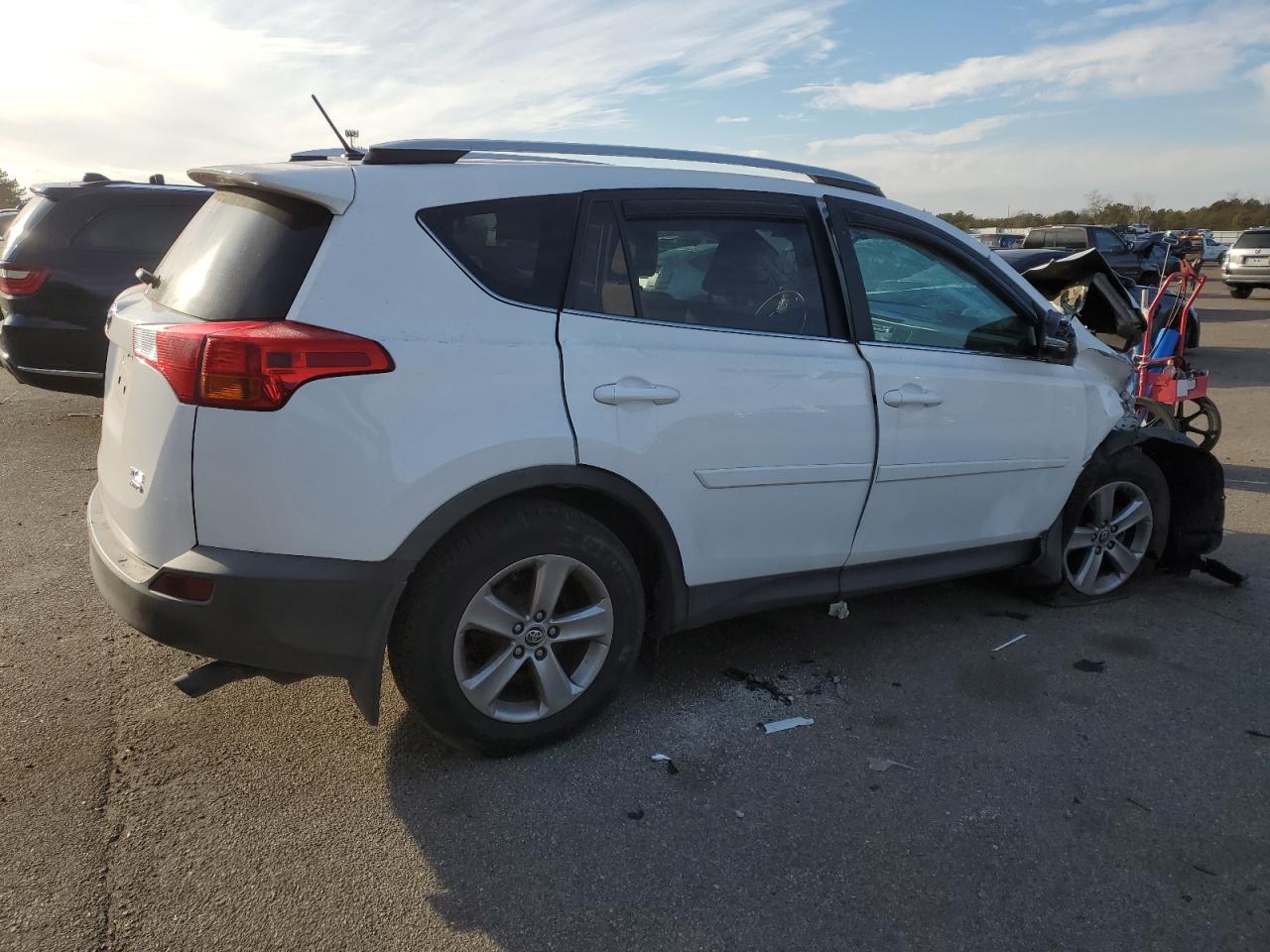 2015 Toyota RAV 4 - Image 3