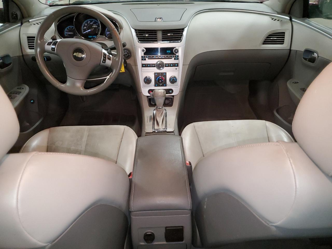 2009 Chevrolet Malibu - Image 8