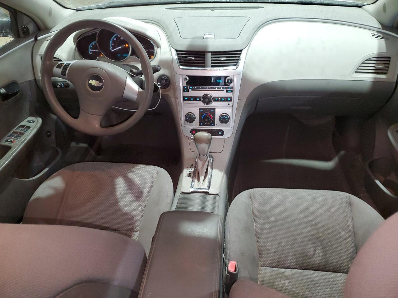 2009 Chevrolet Malibu - Image 8