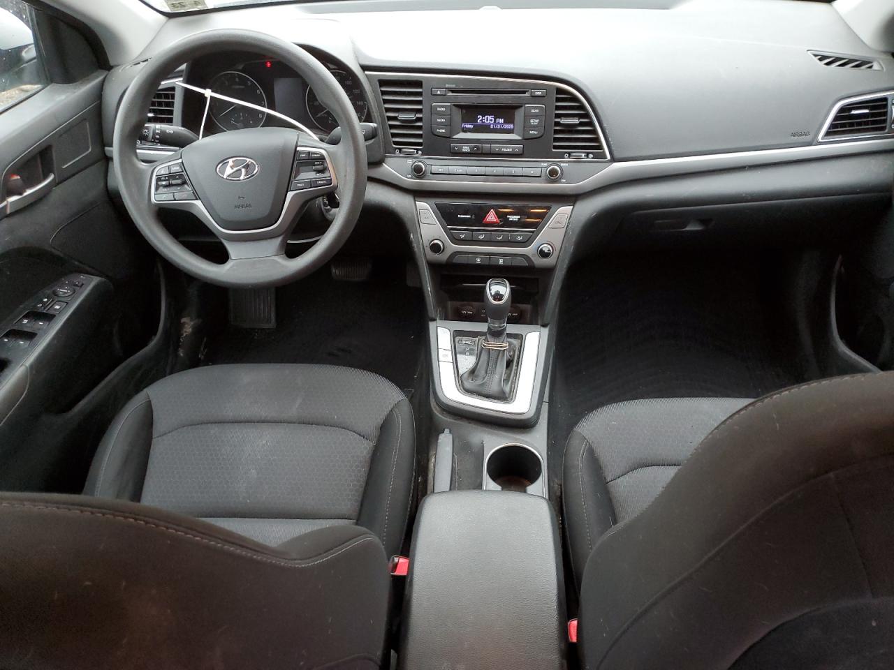 2018 Hyundai Elantra - Image 8