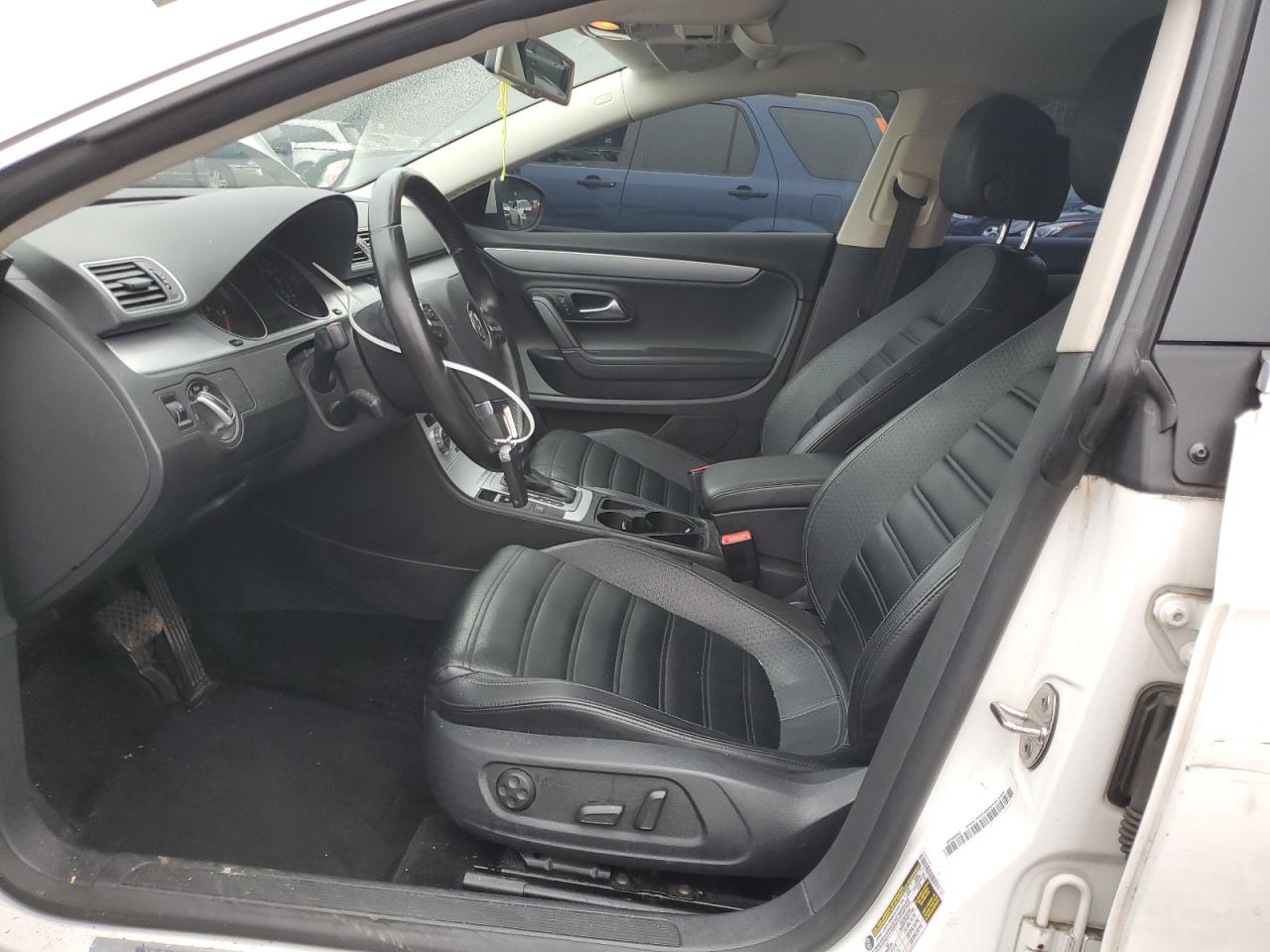 2014 Volkswagen Passat CC - Image 7