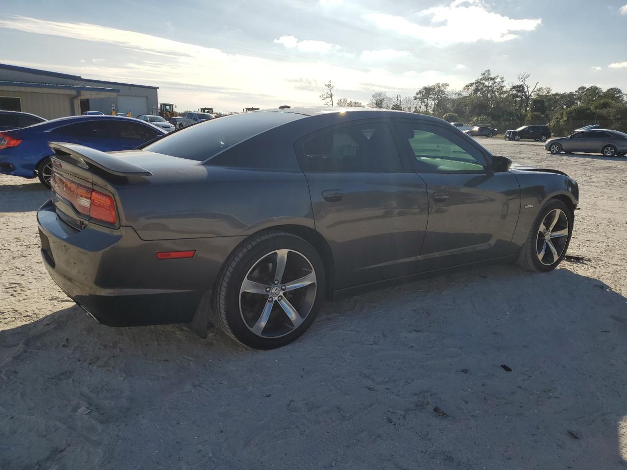 VIN 2C3CDXCT1EH319169 2014 DODGE CHARGER no.3