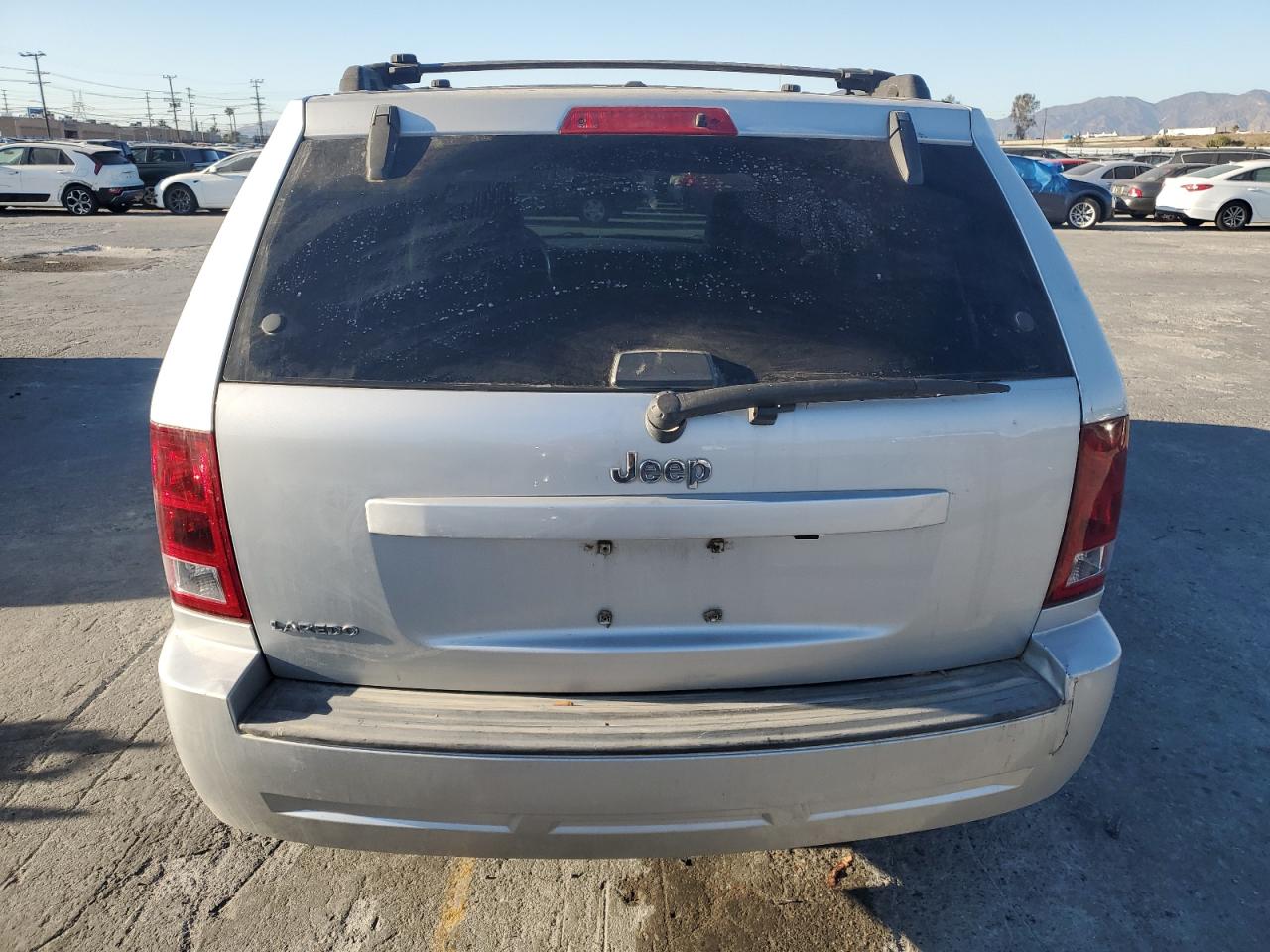 2006 Jeep Grand Cherokee - Image 6