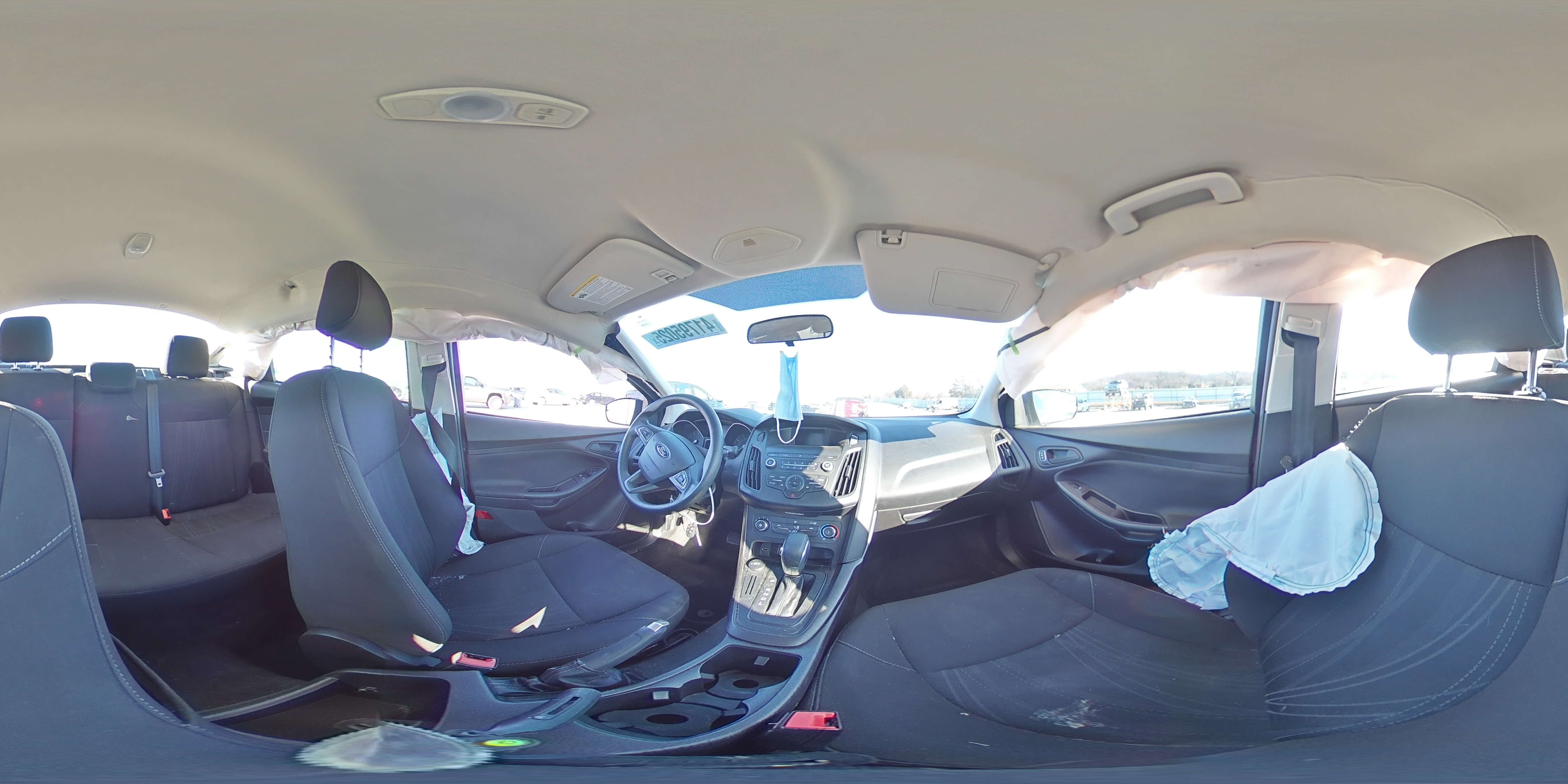 2018 Ford Focus - Image 12
