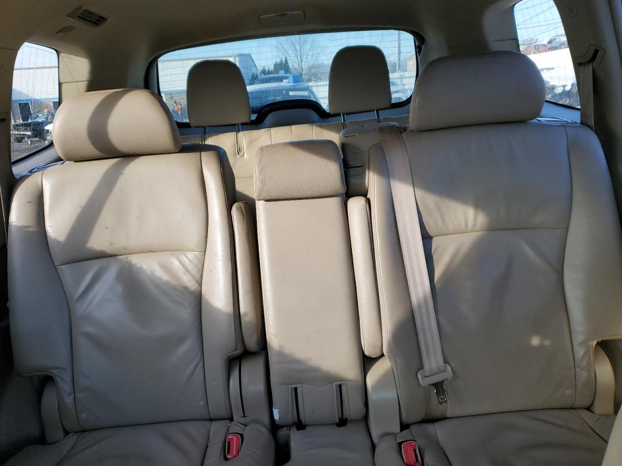 2009 Toyota Highlander - Image 10