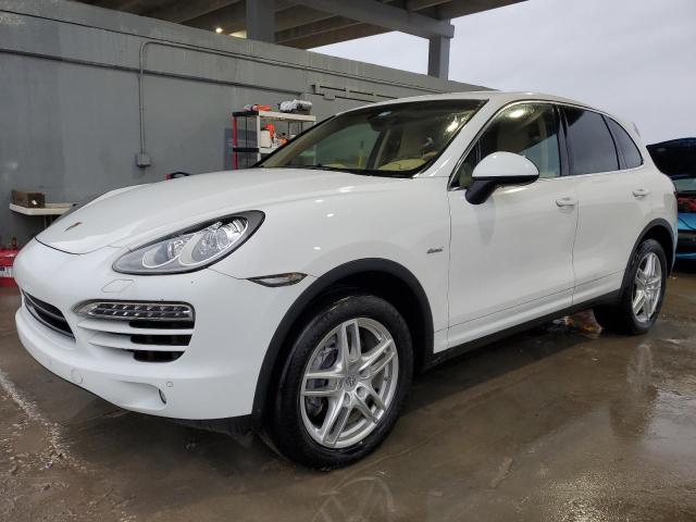  PORSCHE CAYENNE 2013 Белы