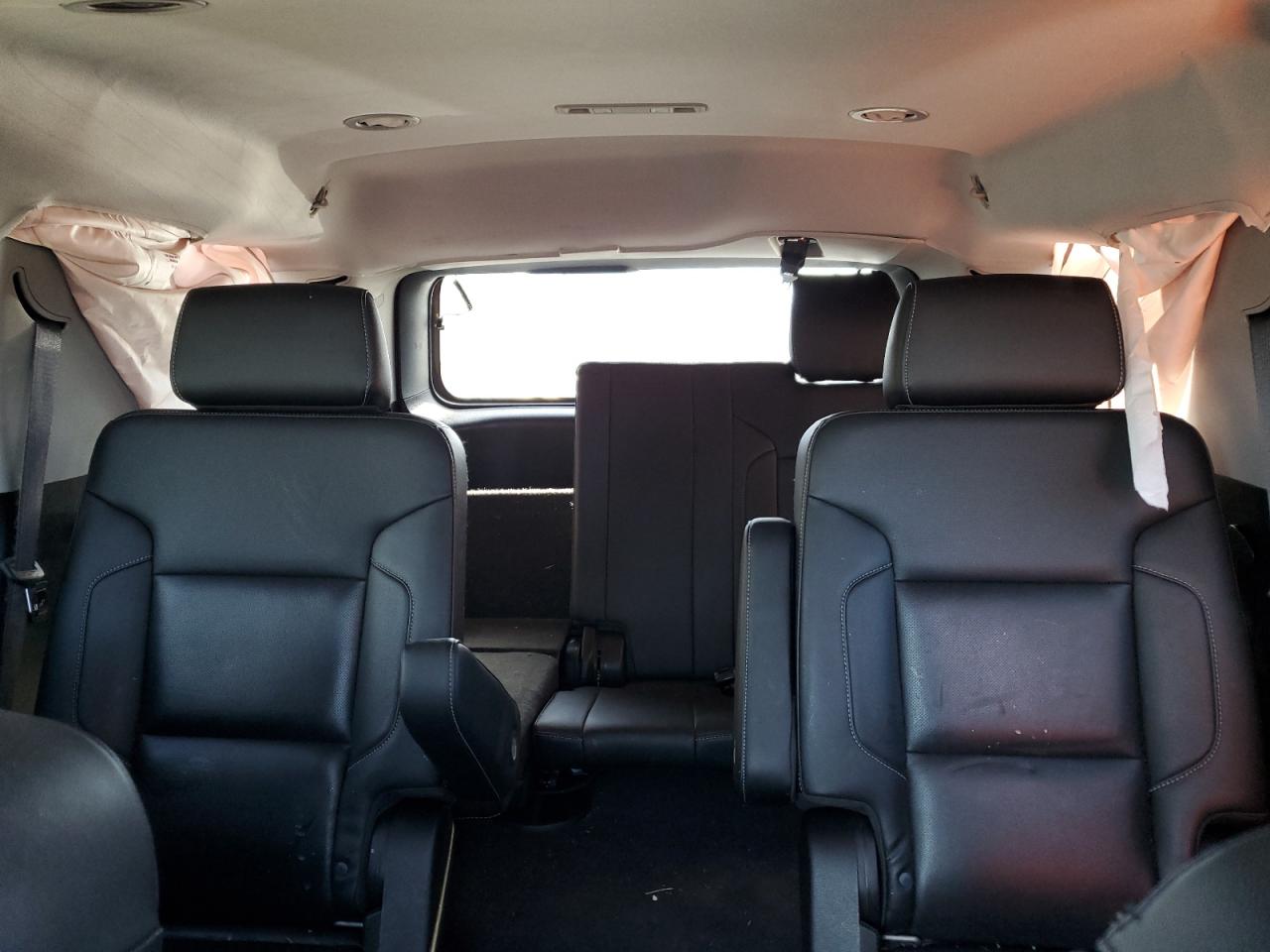 2020 GMC Yukon - Image 10
