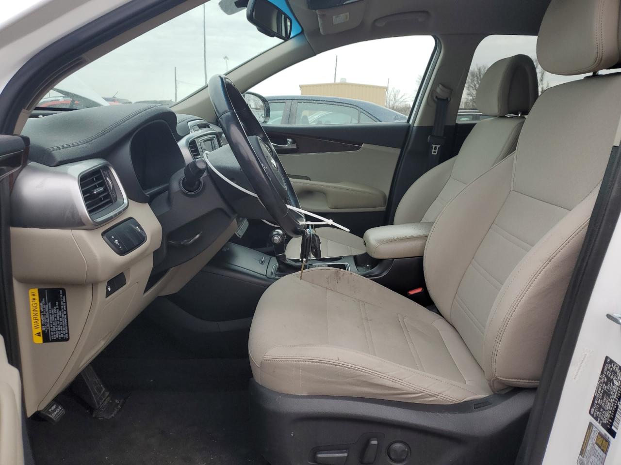 2016 Kia Sorento - Image 7