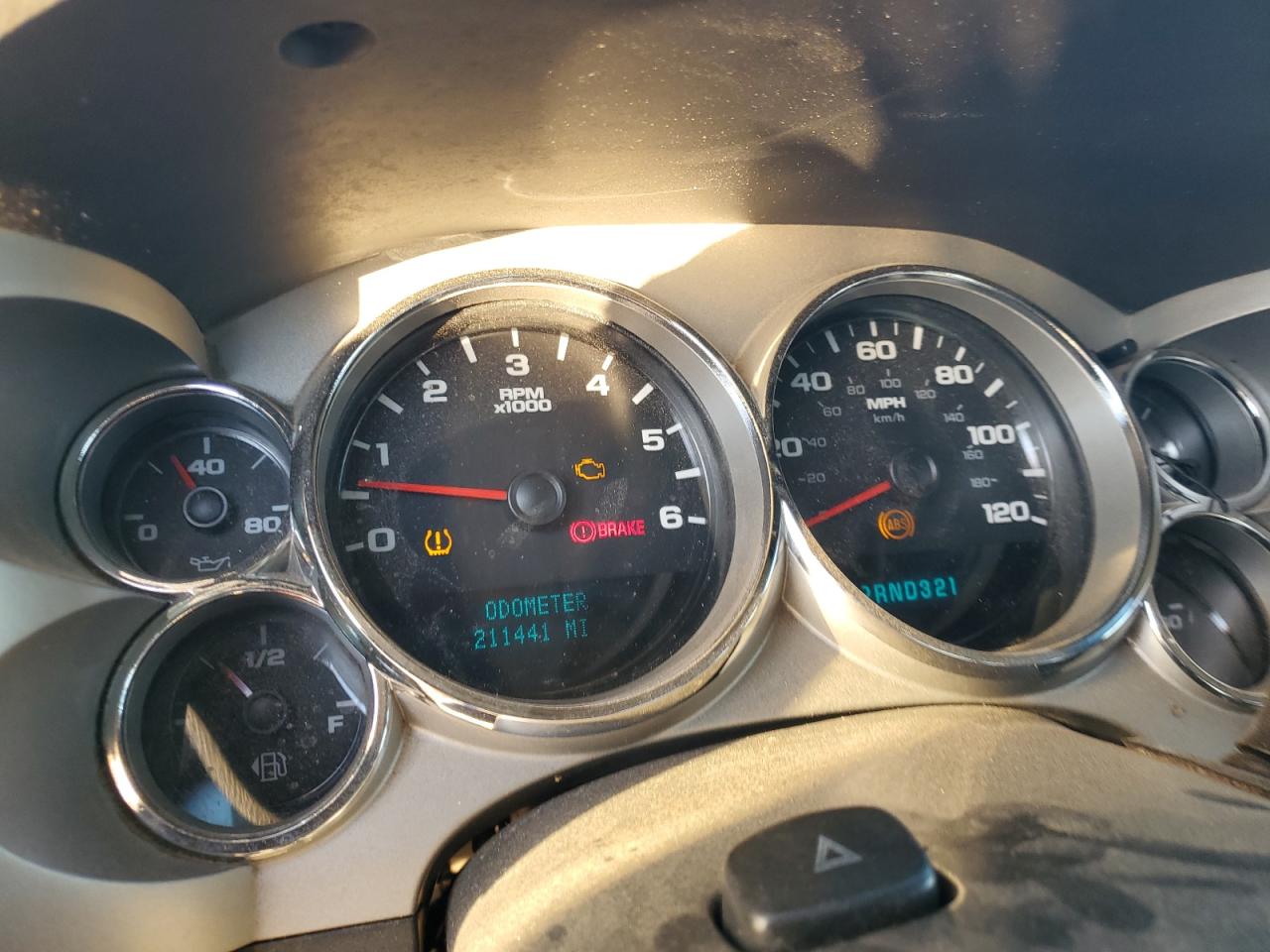 2007 Chevrolet Silverado - Image 9