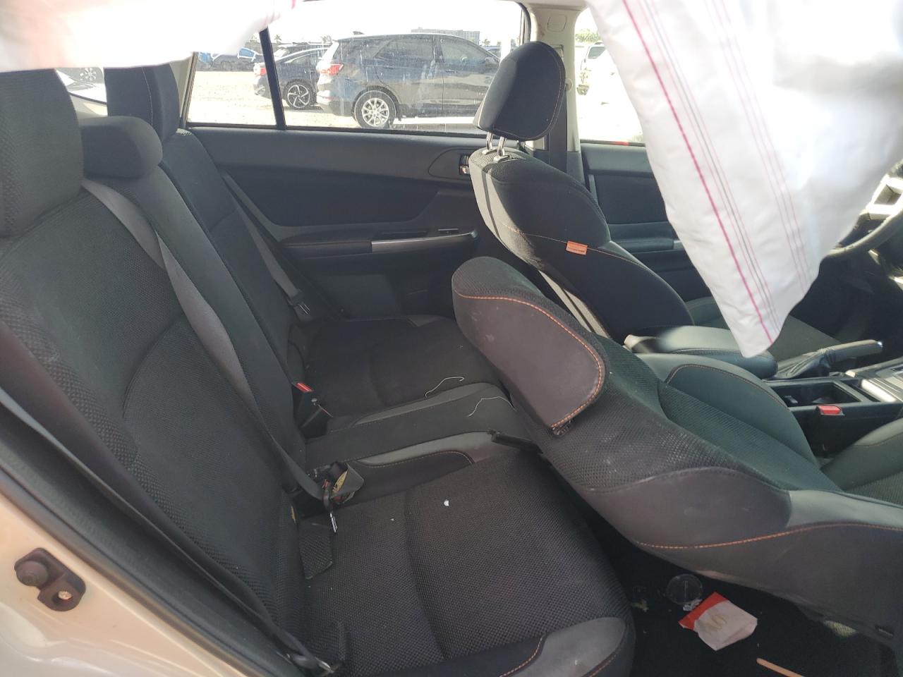 2016 Subaru XV - Image 10