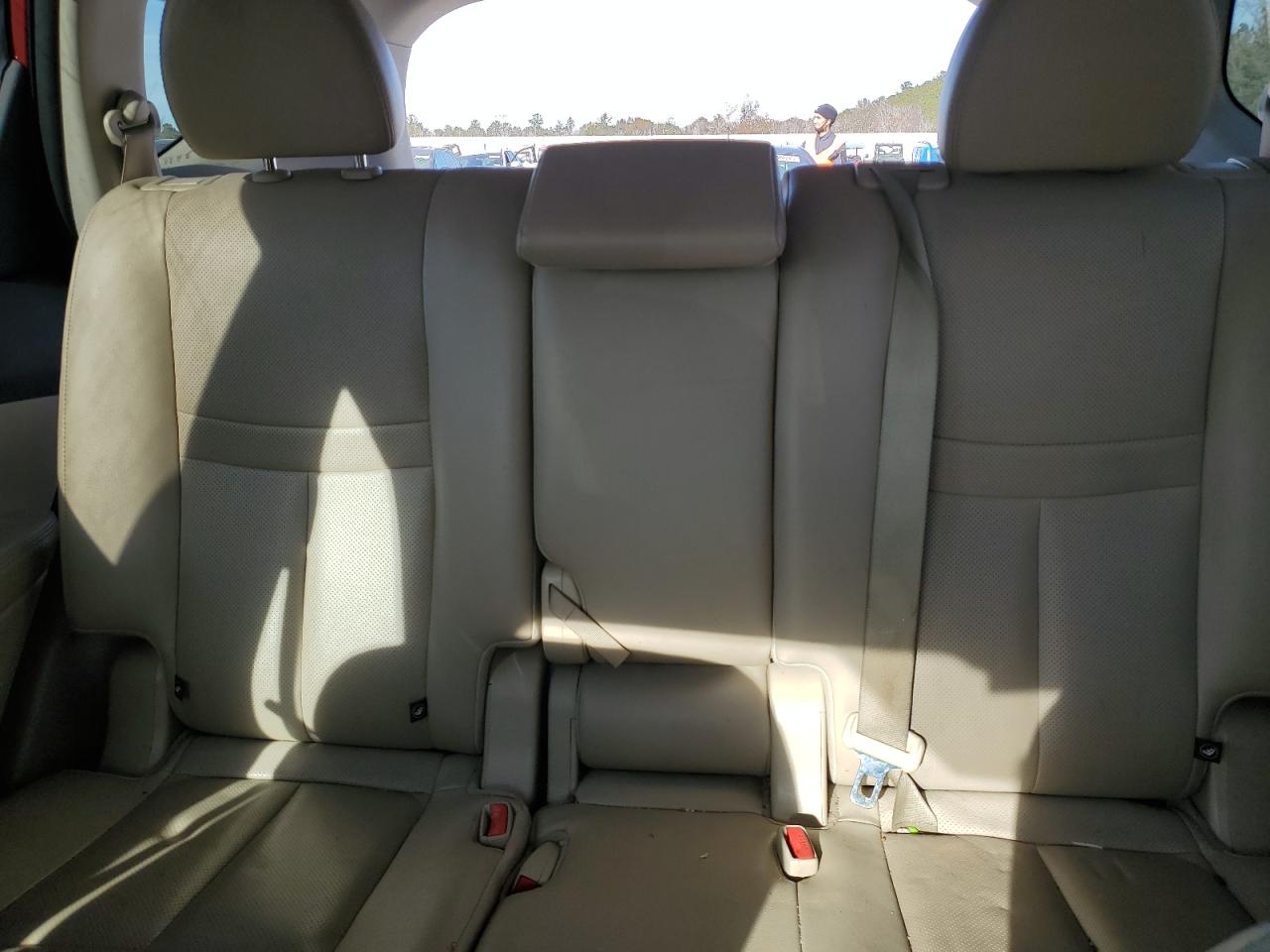 2015 Nissan Rogue - Image 10
