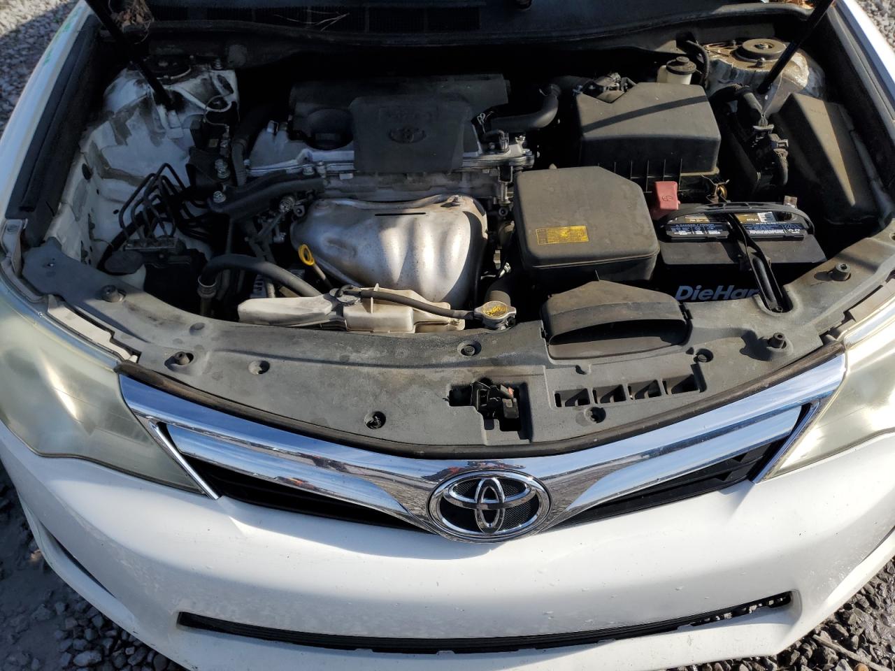2012 Toyota Camry - Image 11
