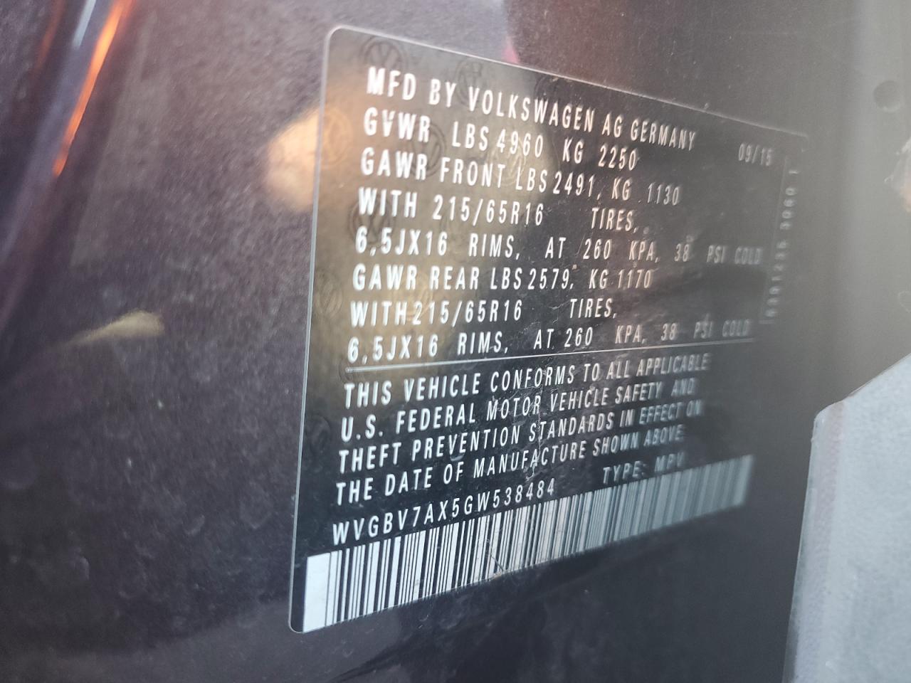 2016 Volkswagen Tiguan - Image 13