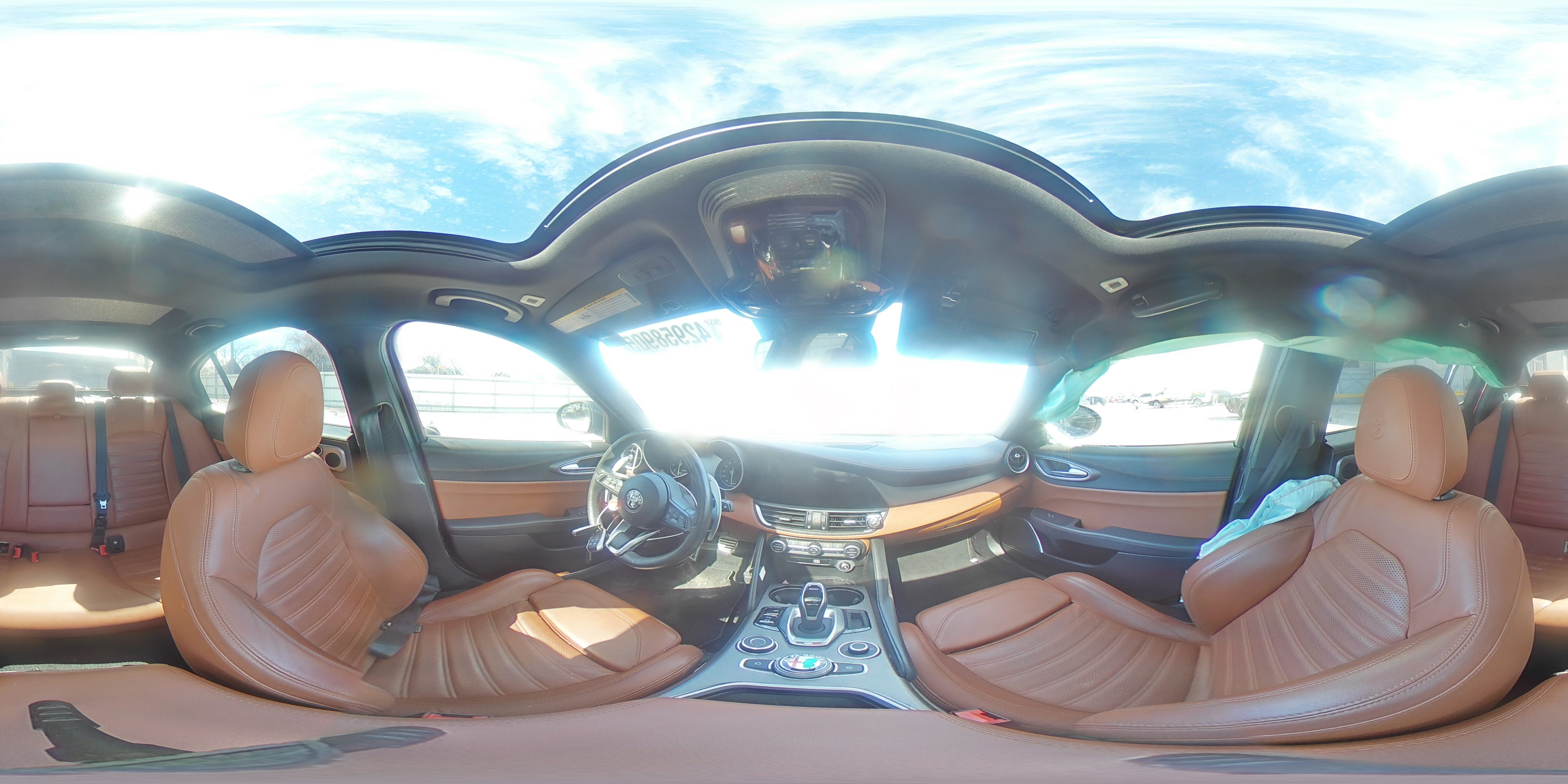 2020 Alfa Romeo Giulia - Image 12