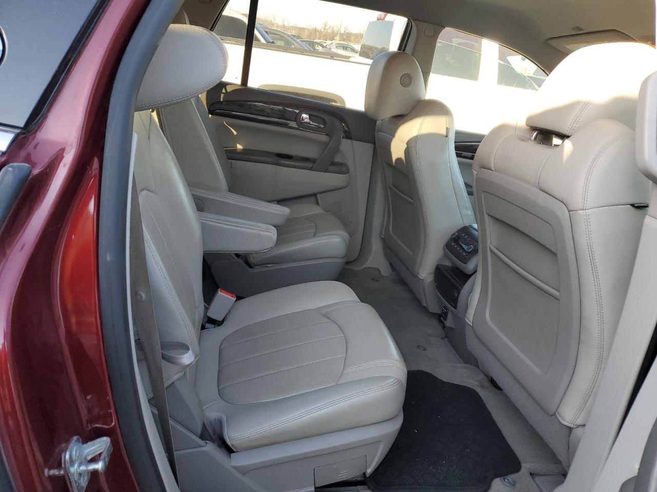 2015 Buick Enclave - Image 11