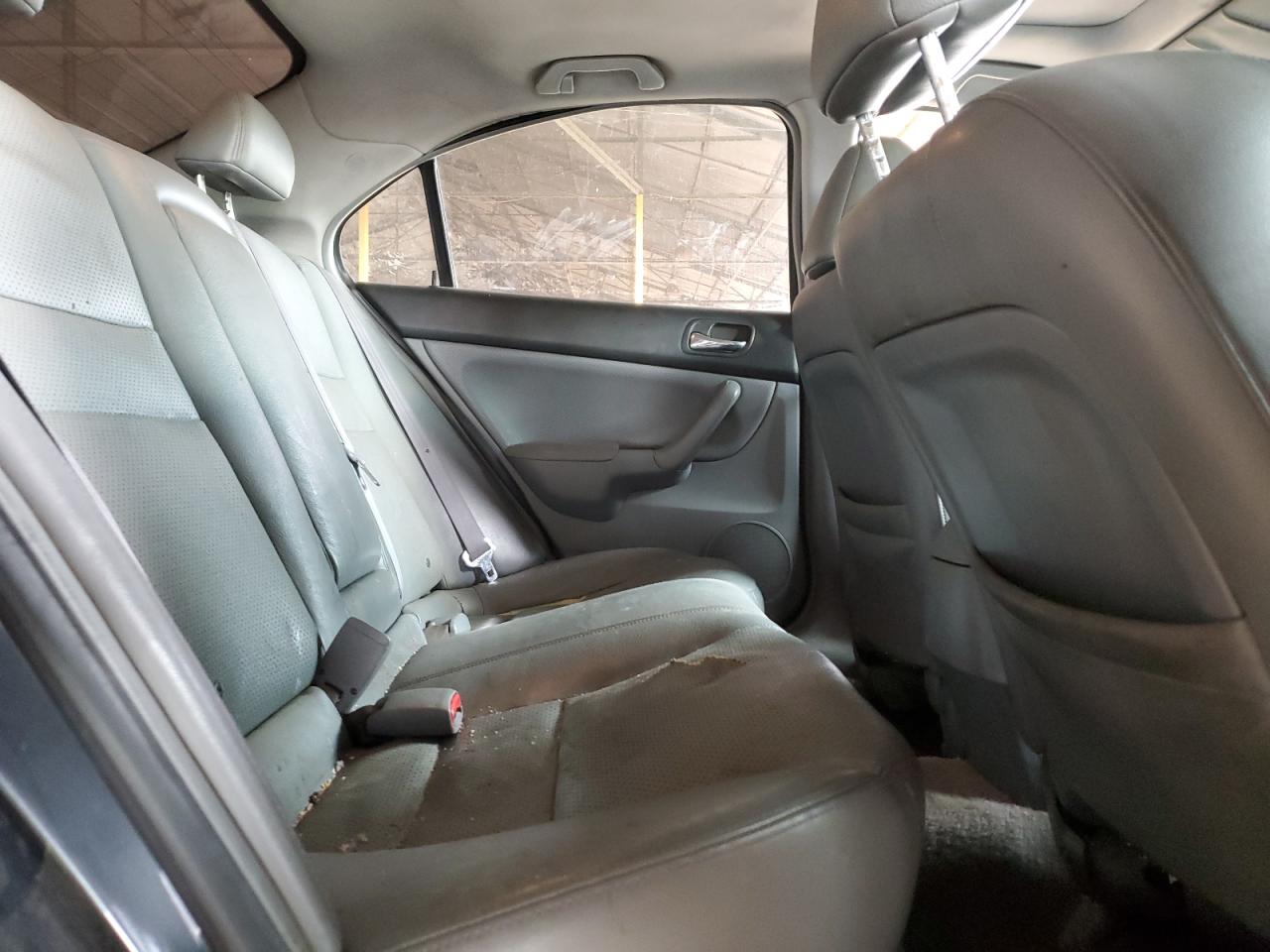 2005 Acura TSX - Image 11