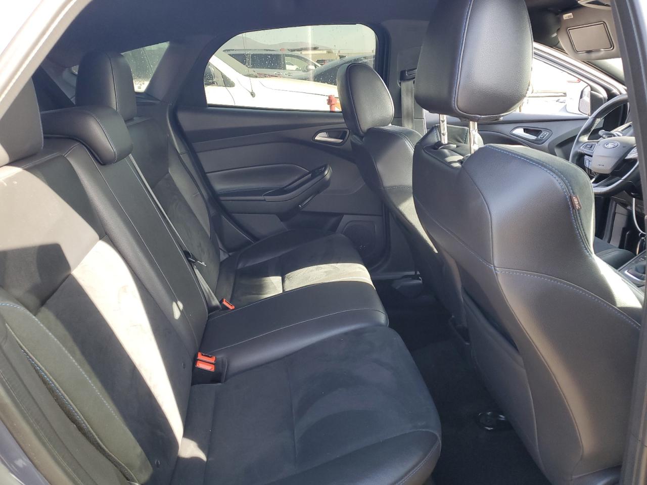 2016 Ford Focus - Image 10