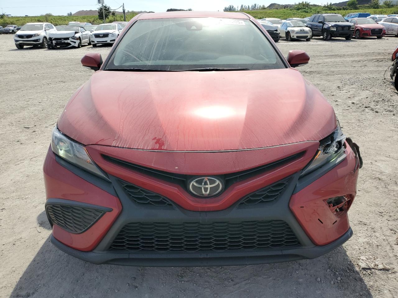 2022 Toyota Camry - Image 5