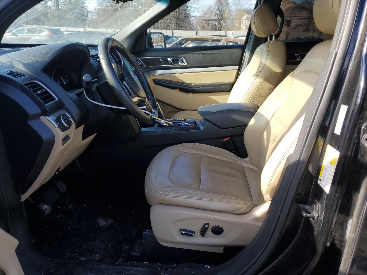 2017 Ford Explorer - Image 7
