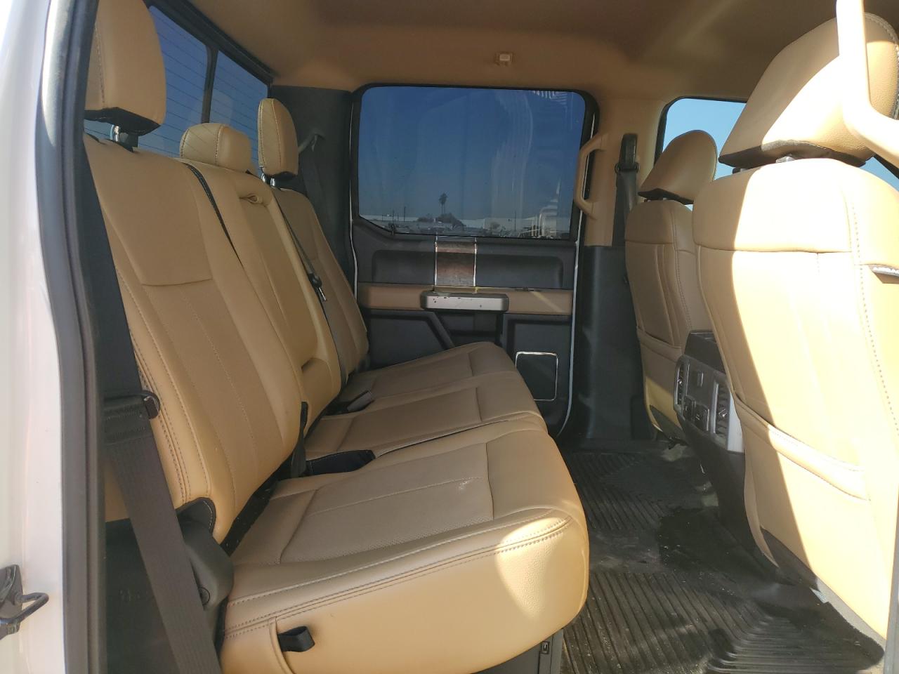 2022 Ford F250 - Image 10