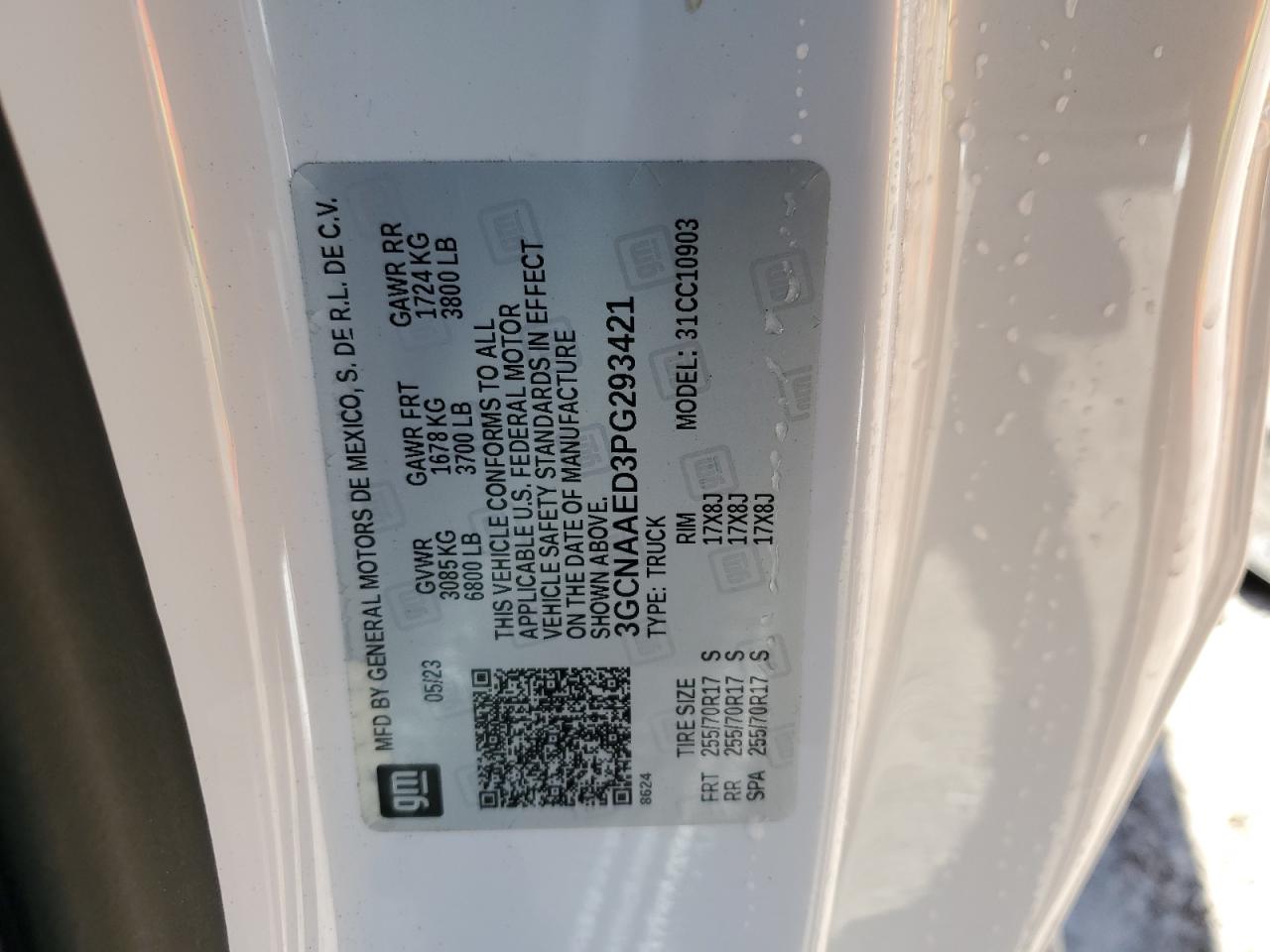 2023 Chevrolet Silverado - Image 12