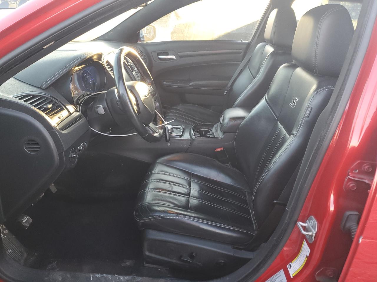 2015 Chrysler 300 - Image 7