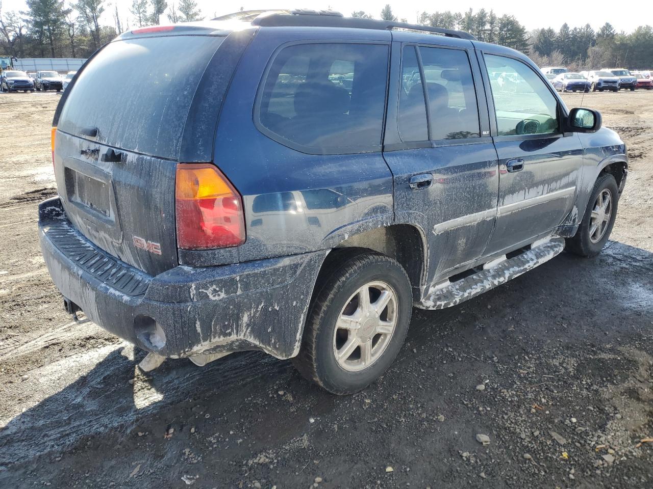 2007 GMC Envoy - Image 3