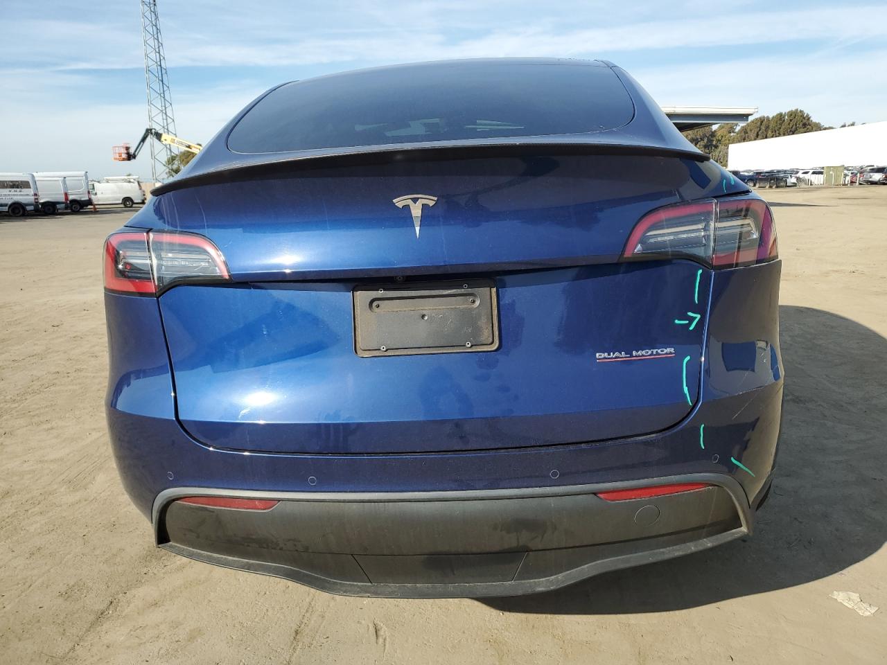 VIN 5YJYGDEF8MF215815 2021 TESLA MODEL Y no.6