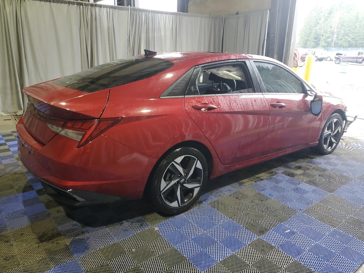 2021 Hyundai Elantra - Image 3