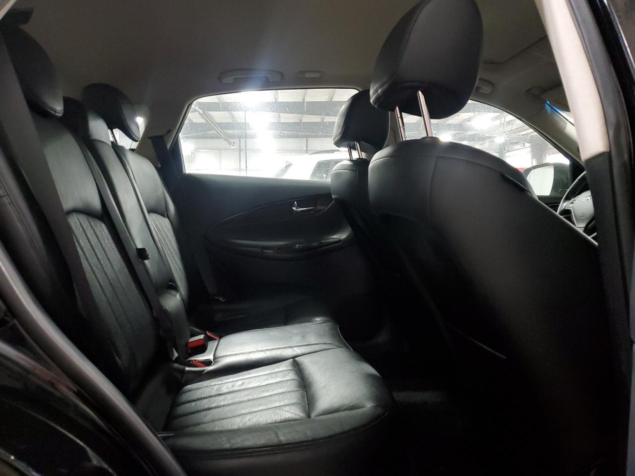 2017 Infiniti QX50 - Image 11