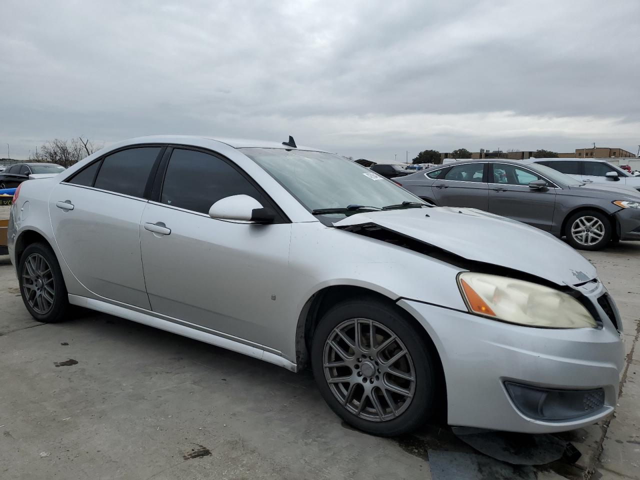 2009 Pontiac G6 - Image 4