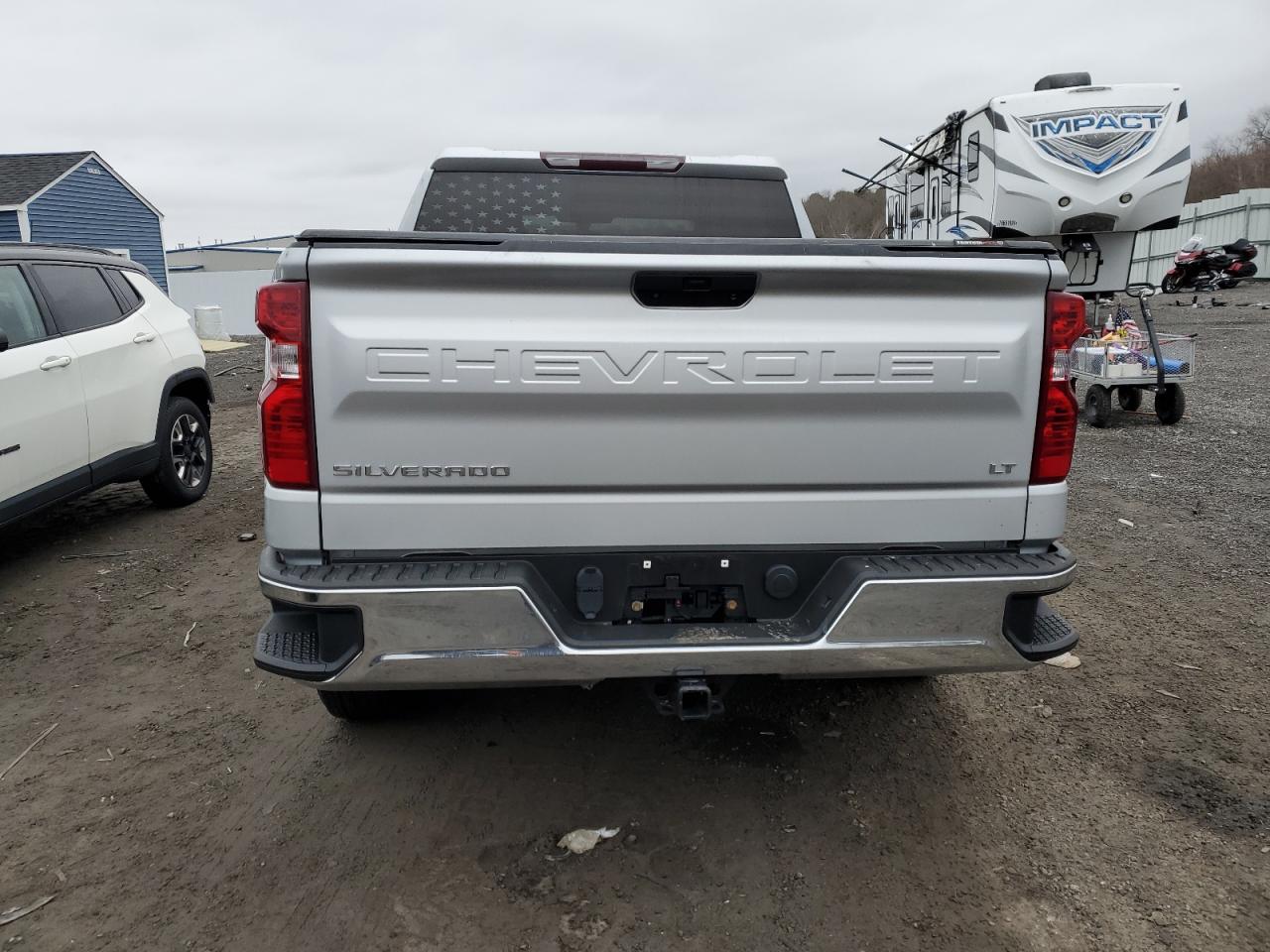 2019 Chevrolet Silverado - Image 6