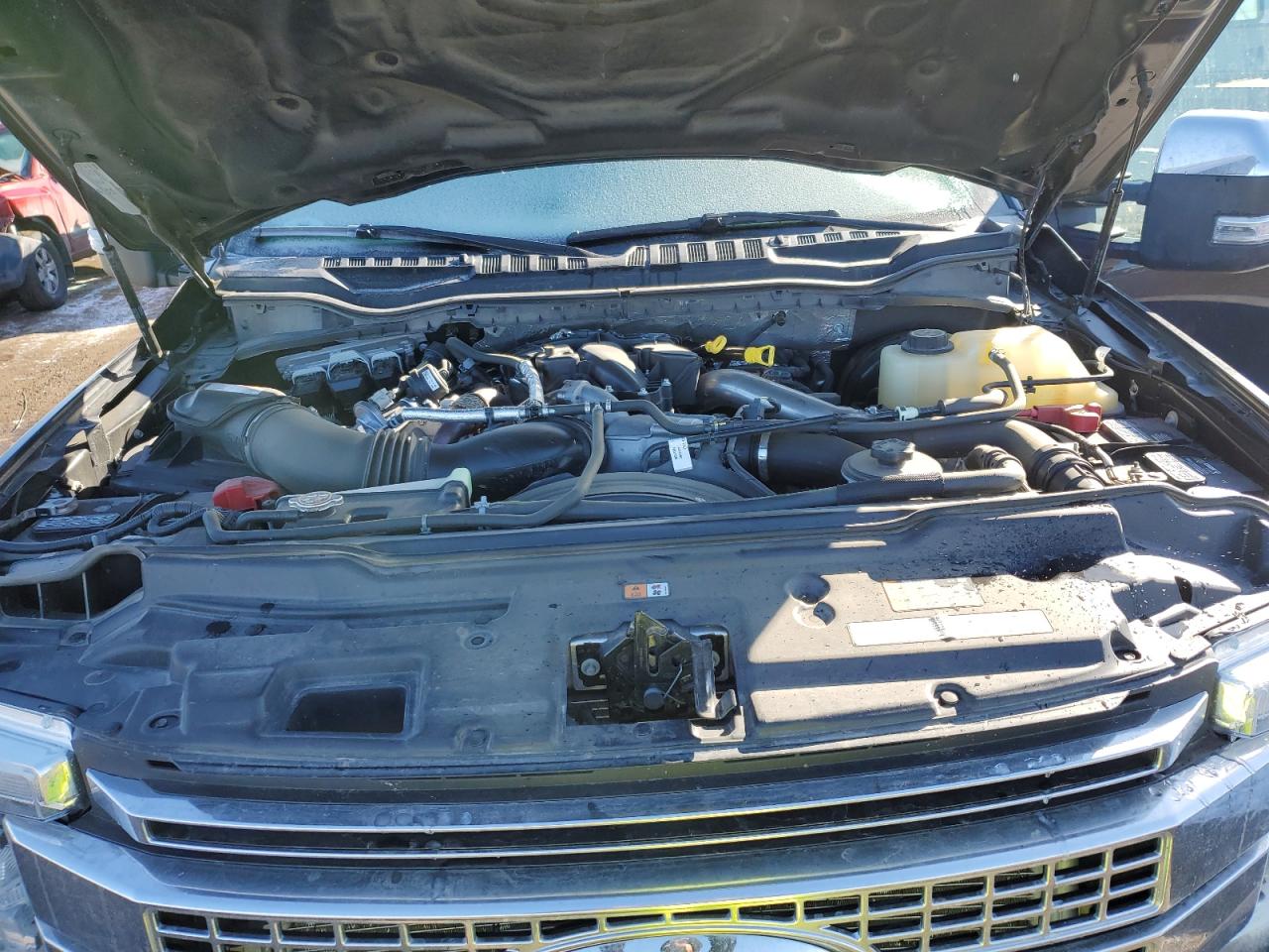 2019 Ford F350 - Image 12