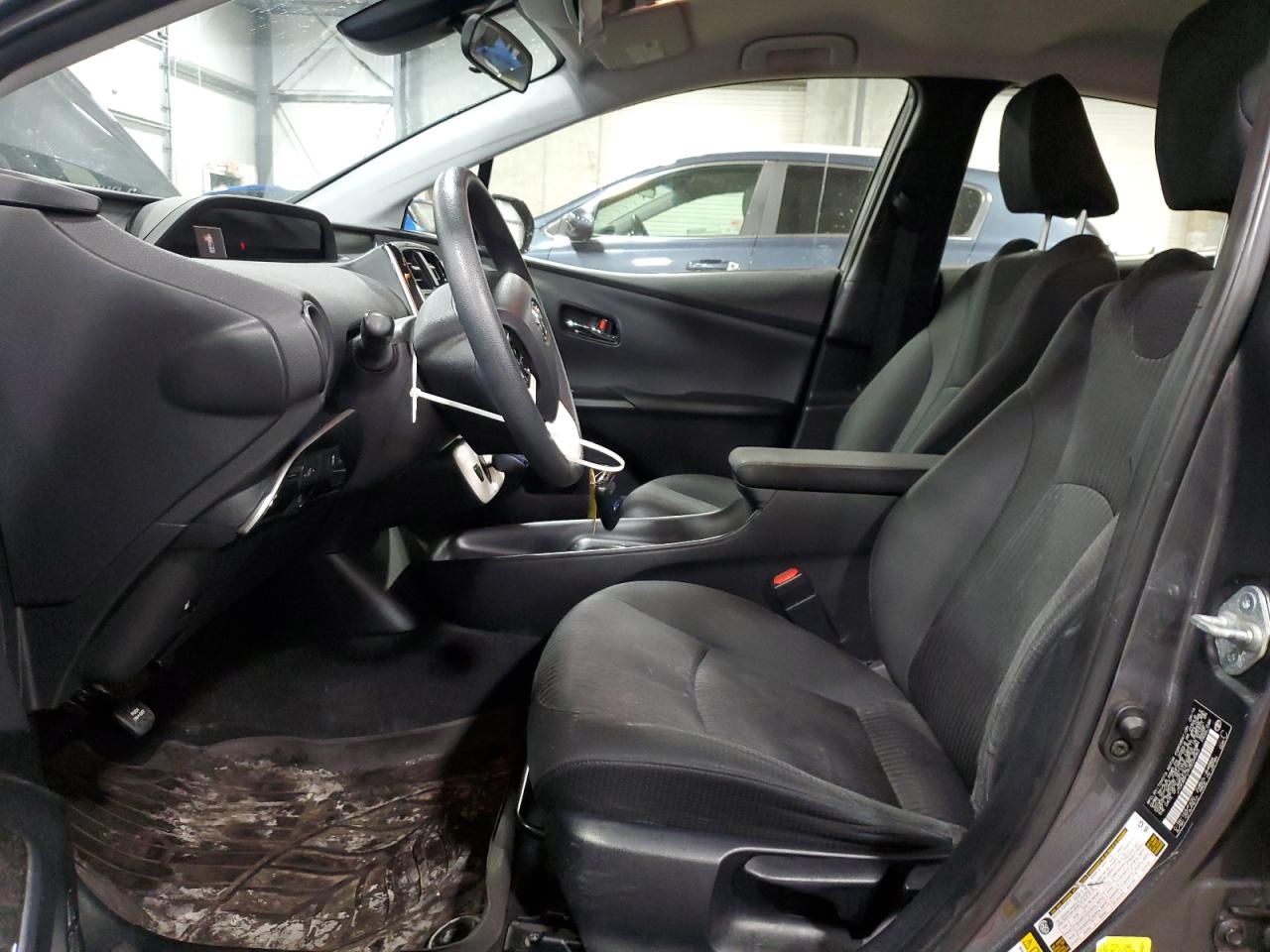 2017 Toyota Prius - Image 7