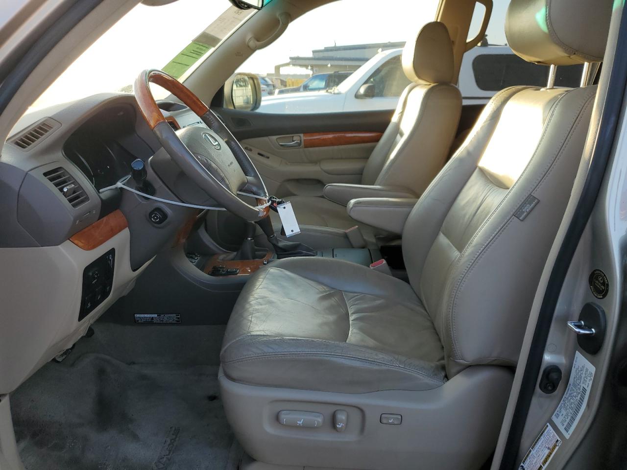 2004 Lexus GX - Image 7