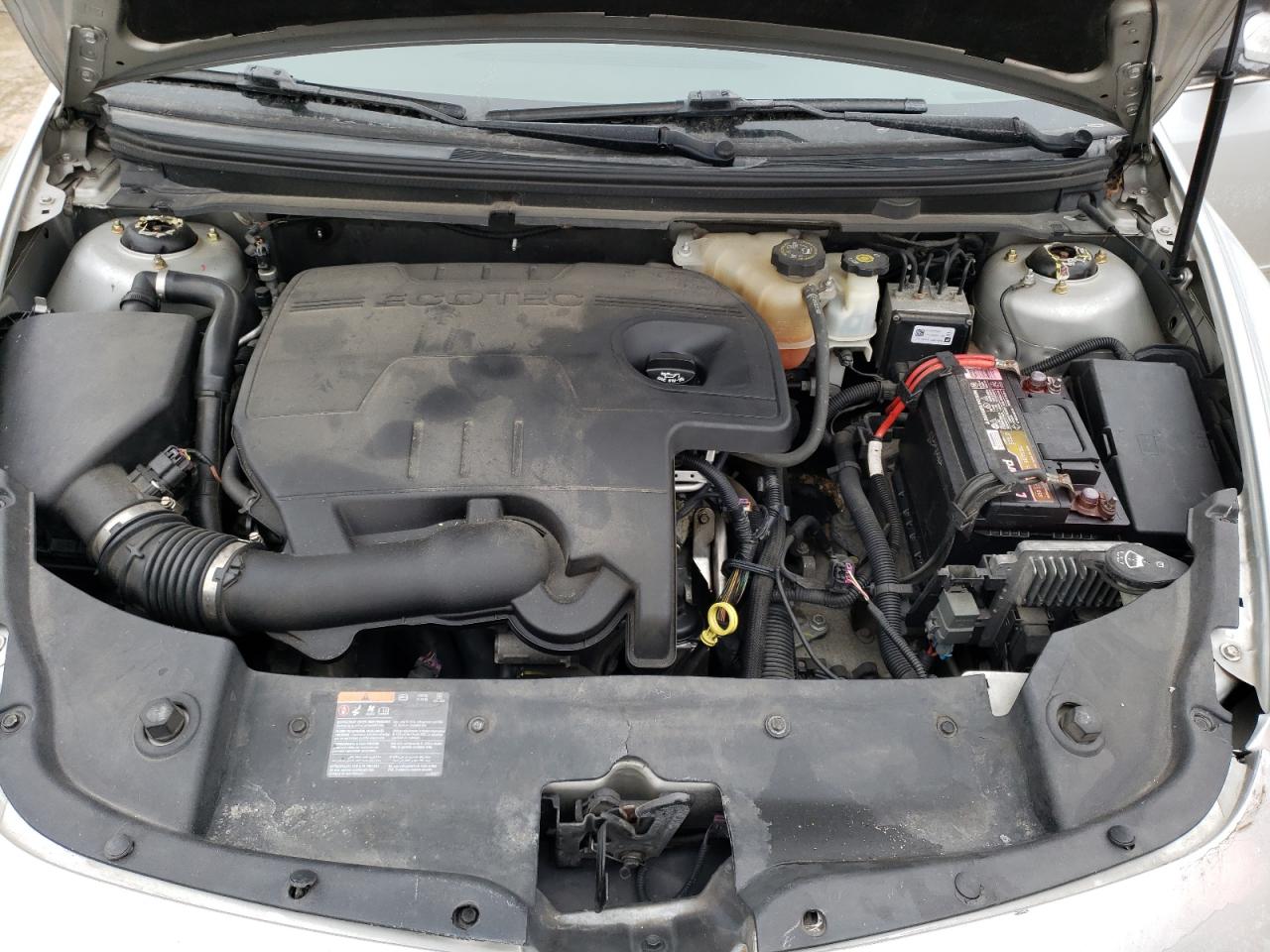 2012 Chevrolet Malibu - Image 11