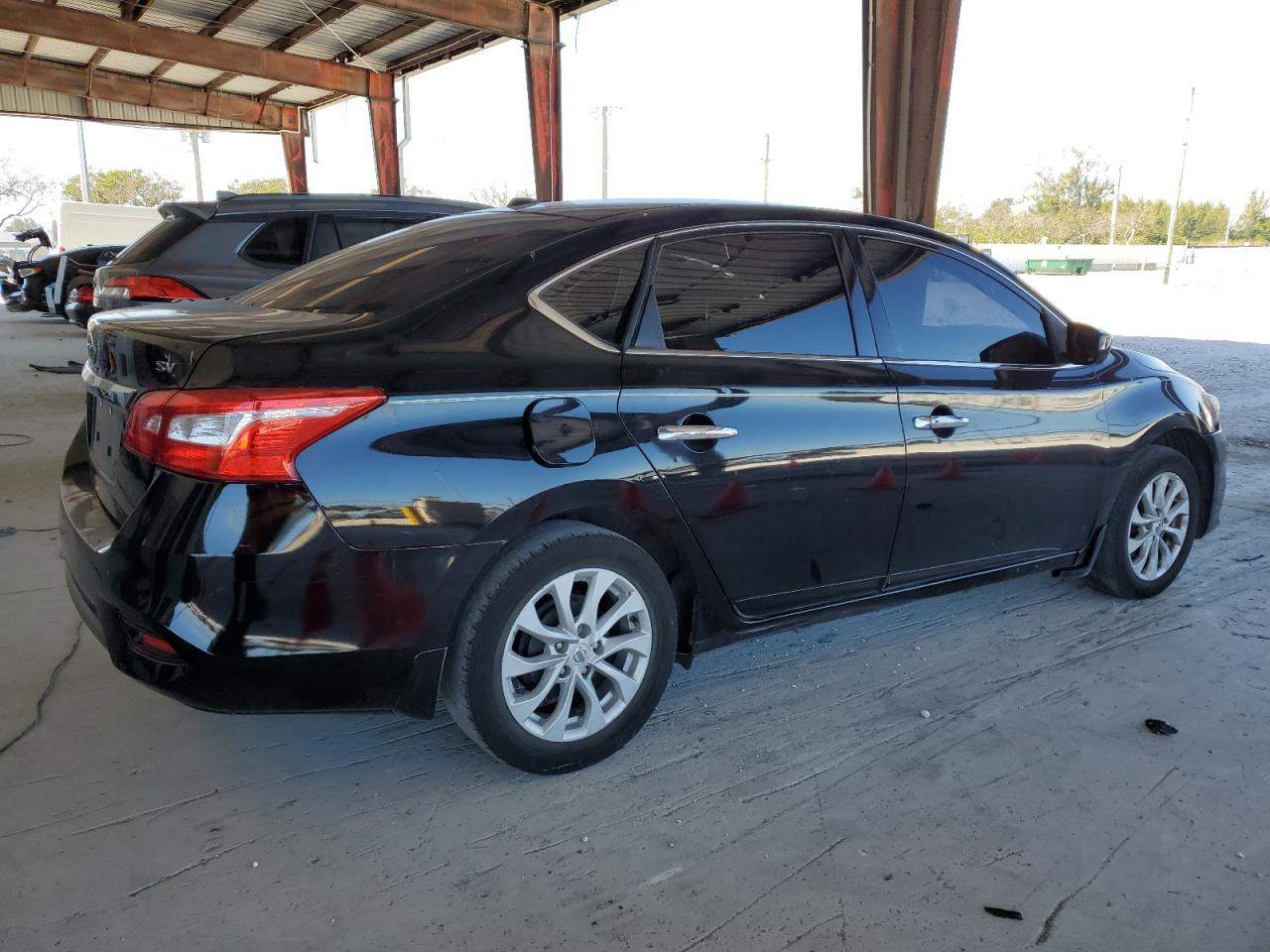 VIN 3N1AB7AP9JL623529 2018 NISSAN SENTRA no.3