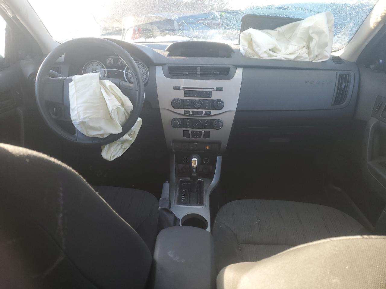 2009 Ford Focus - Image 8
