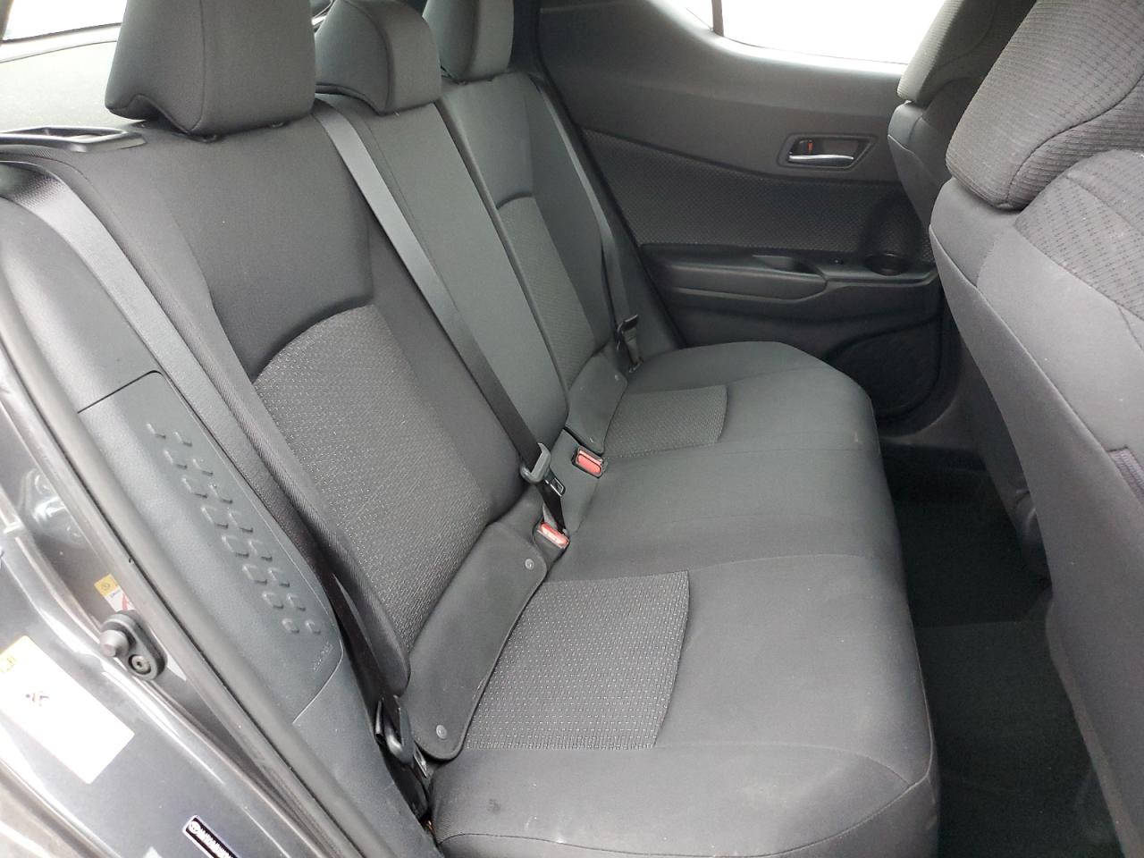 2019 Toyota C-HR - Image 11
