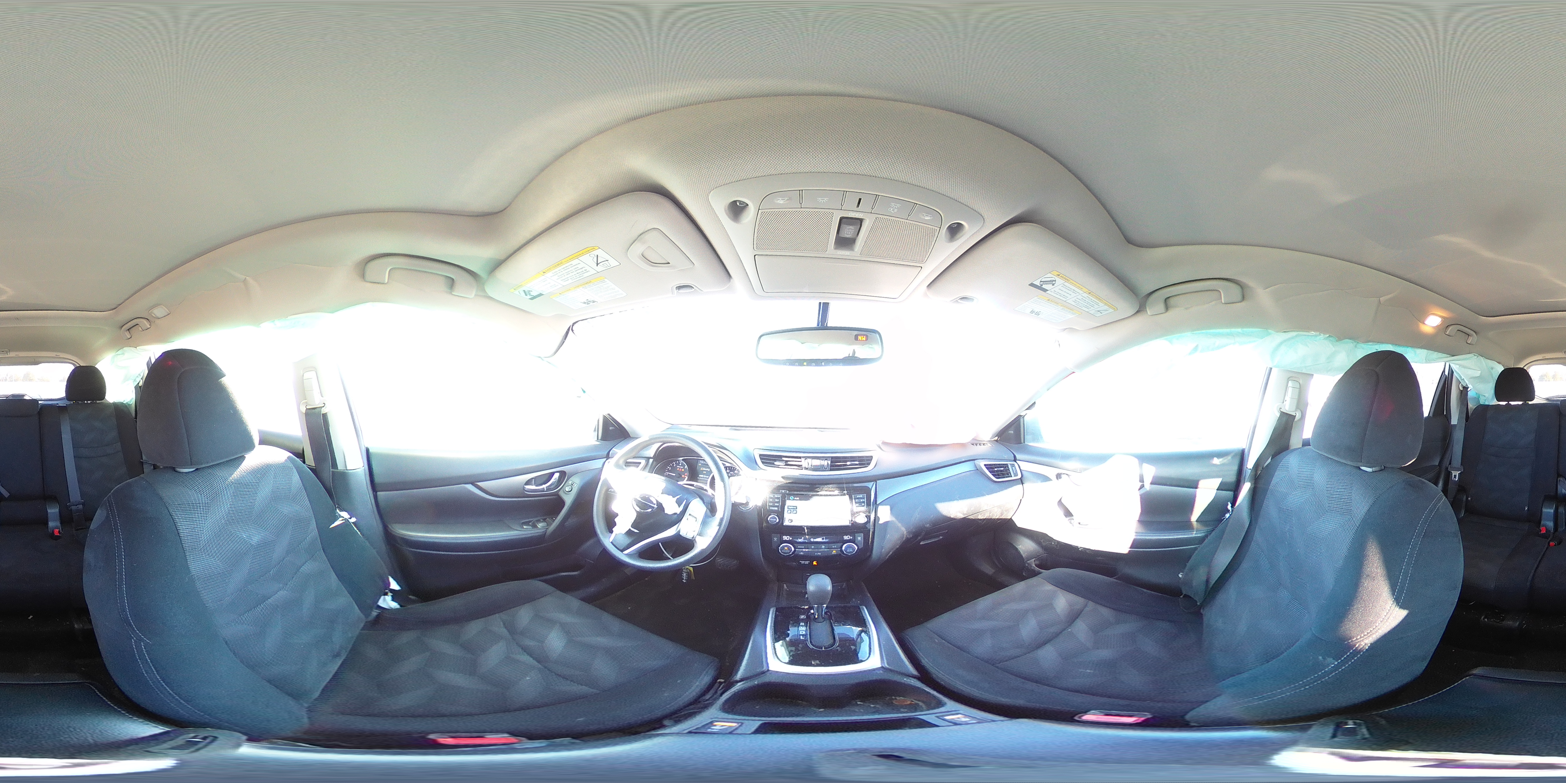 2015 Nissan Rogue - Image 13