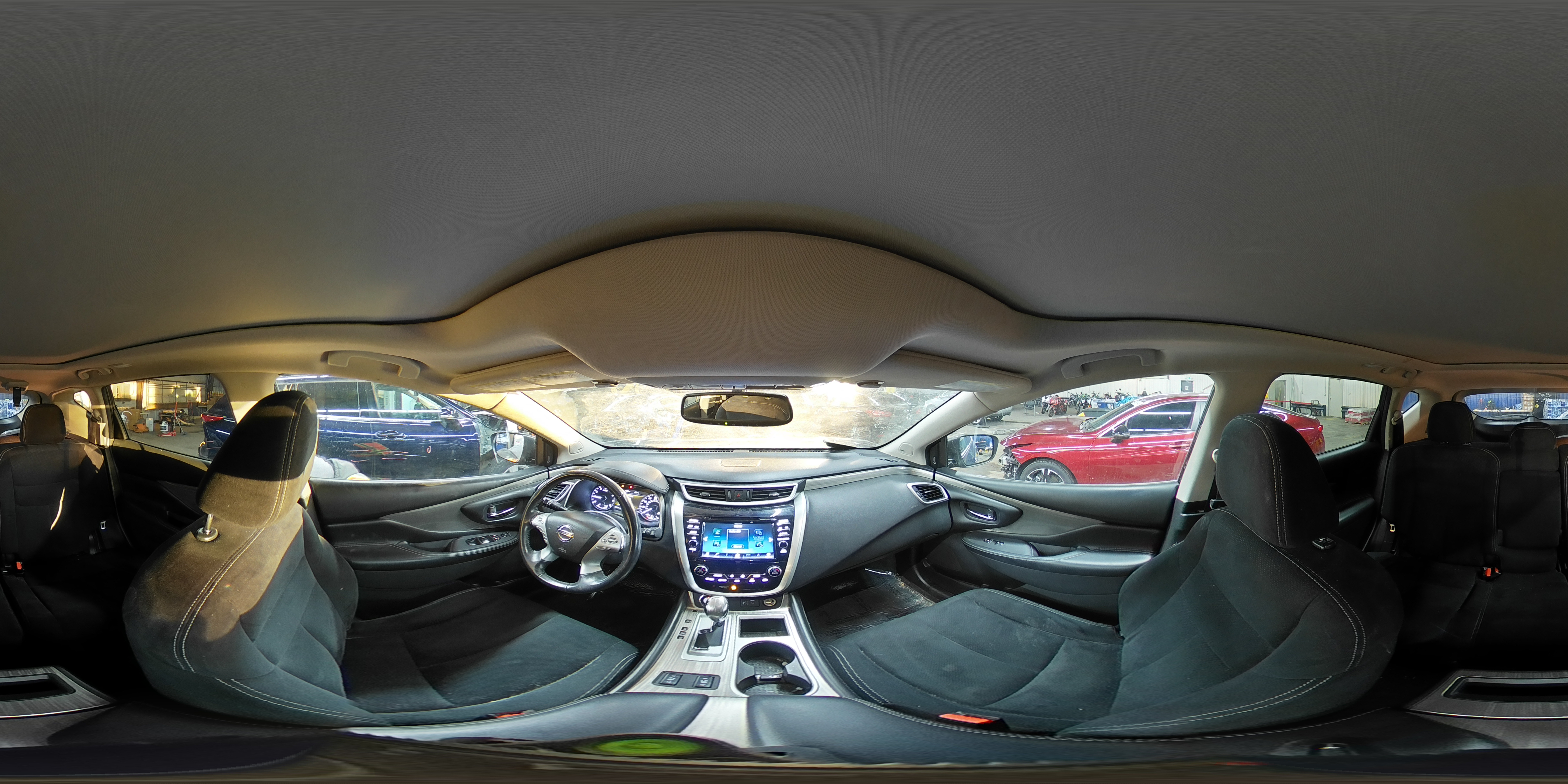 2018 Nissan Murano - Image 13