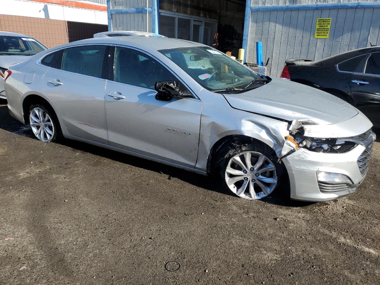 2022 Chevrolet Malibu - Image 4