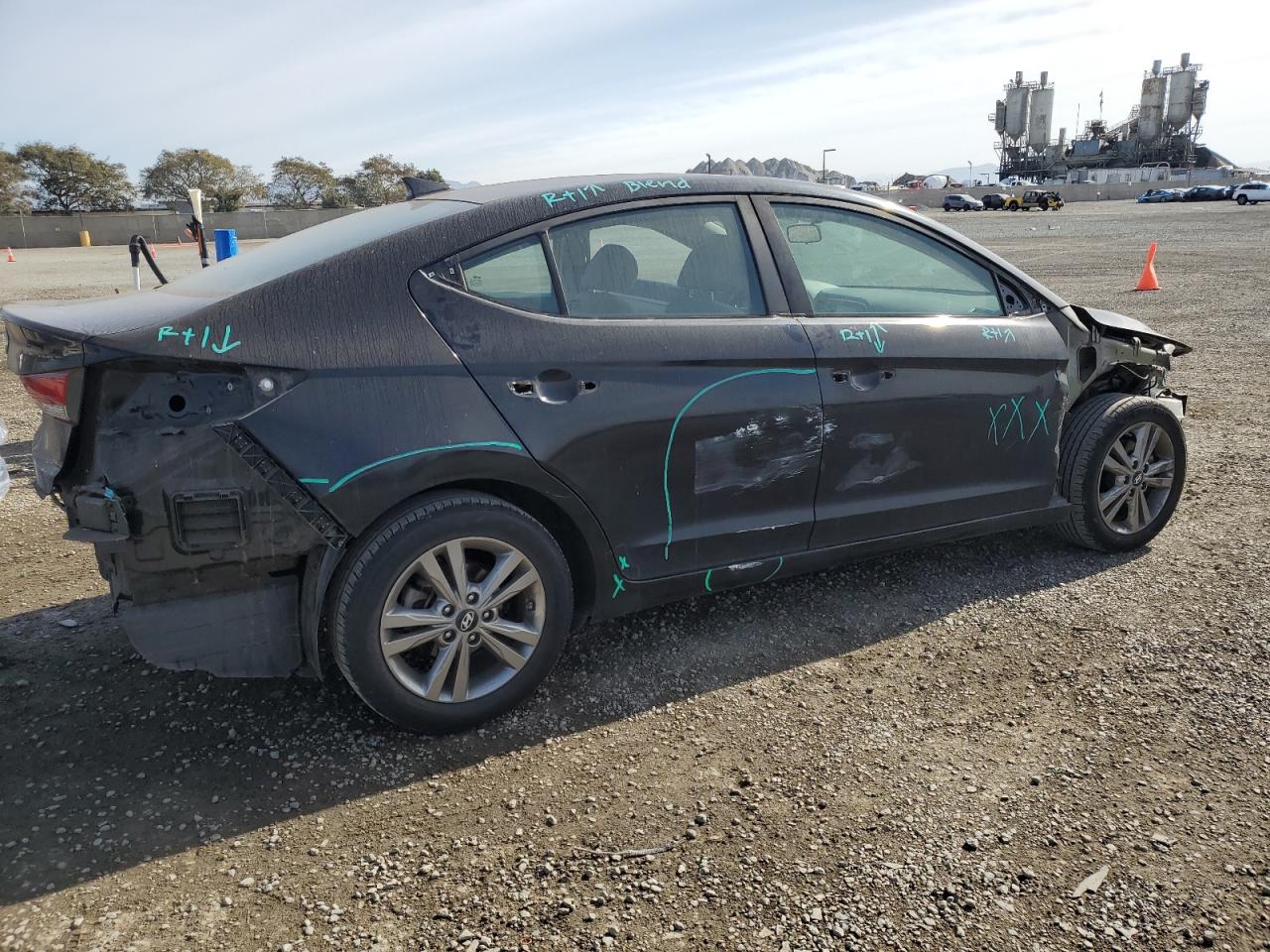2018 Hyundai Elantra - Image 3
